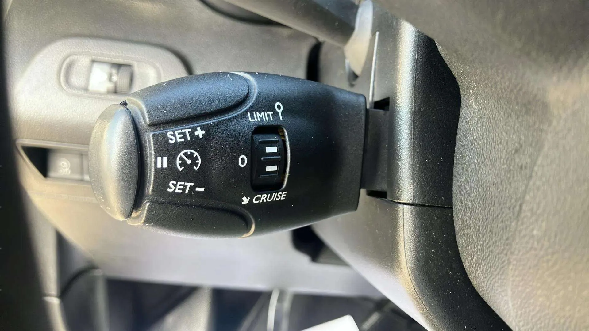 Citroën Berlingo Furgon 1.5 BlueHDi 100 M L1 - foto 19