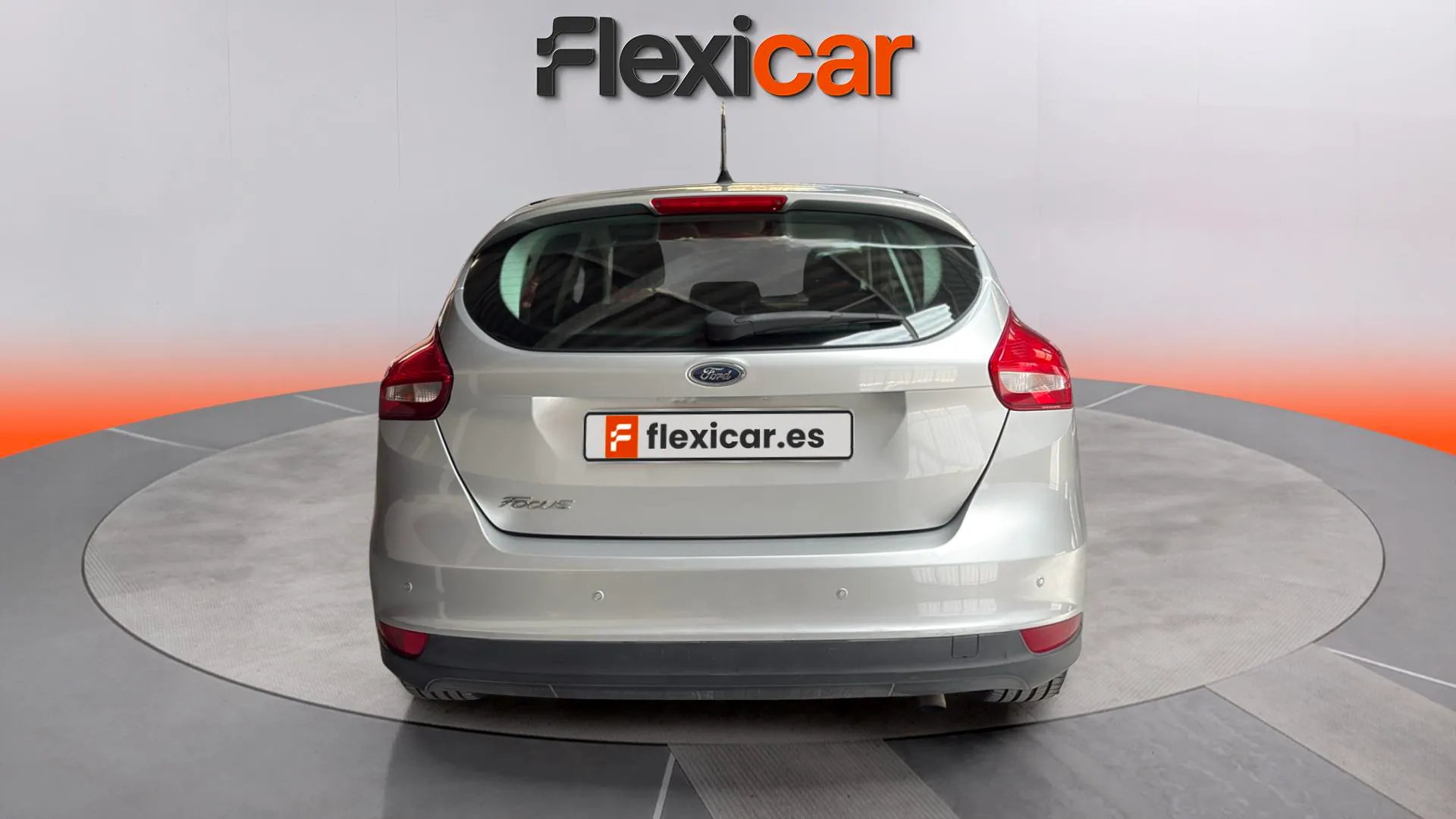 Ford Focus 1.6 TI-VCT PowerShift Business - foto 4