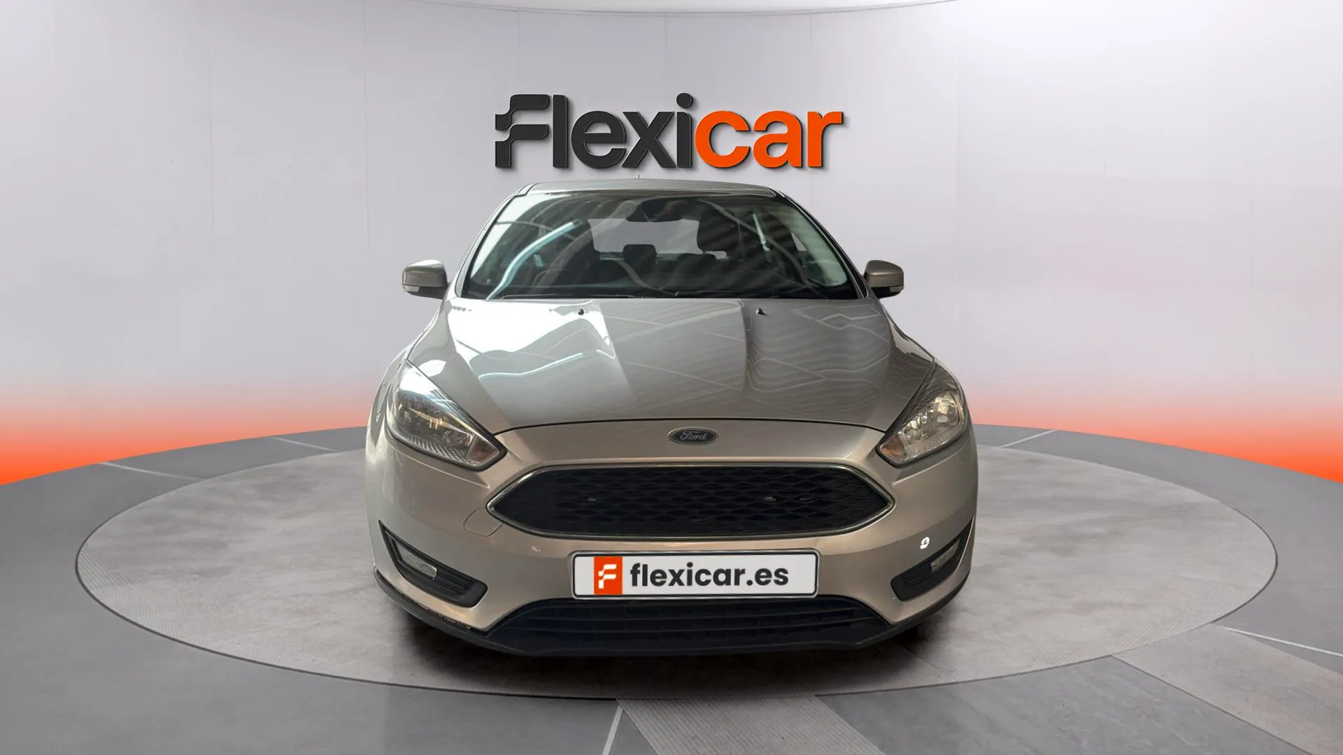 Ford Focus 1.6 TI-VCT PowerShift Business - foto 2