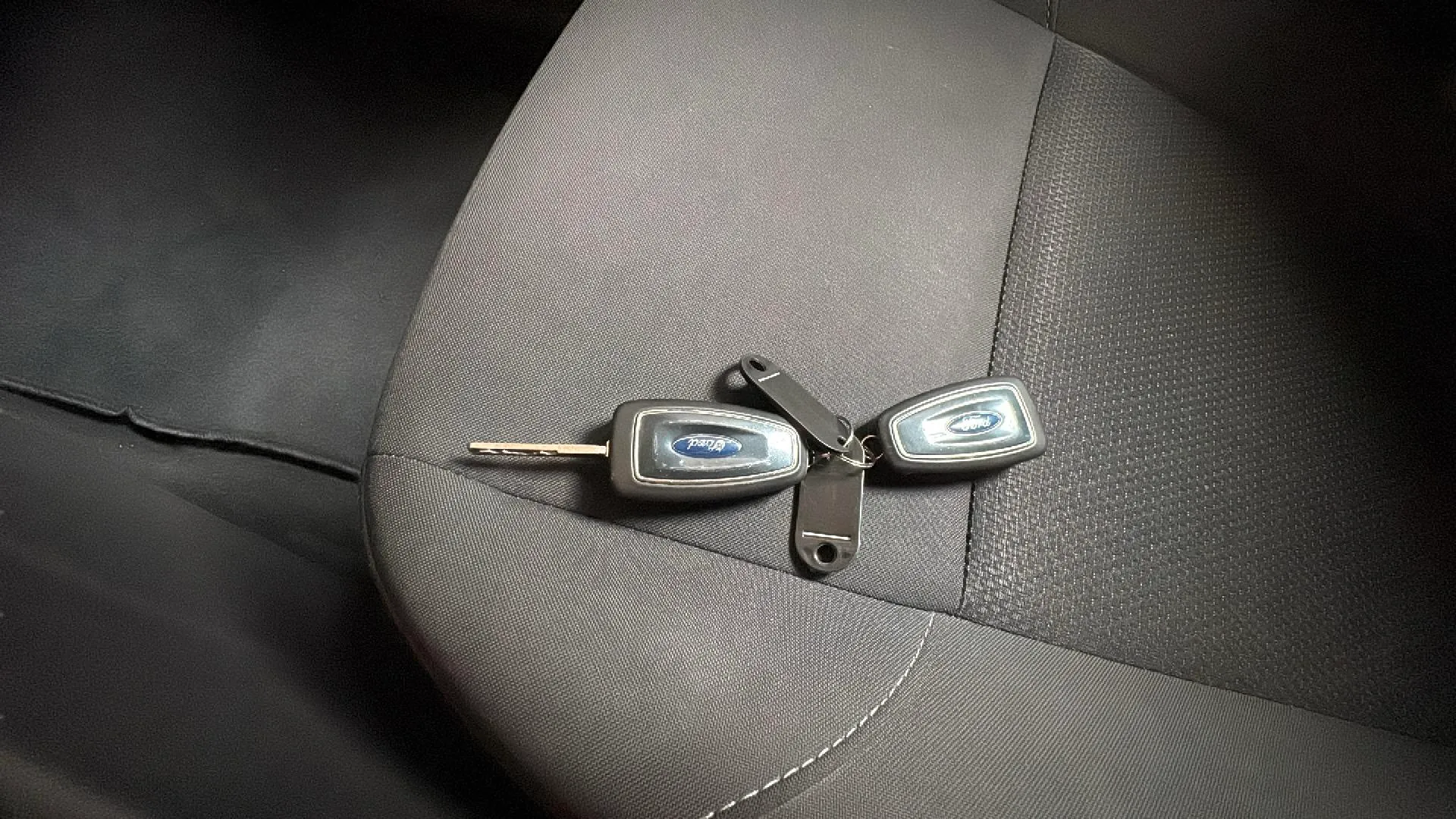 Ford Focus 1.6 TI-VCT PowerShift Business - foto 18