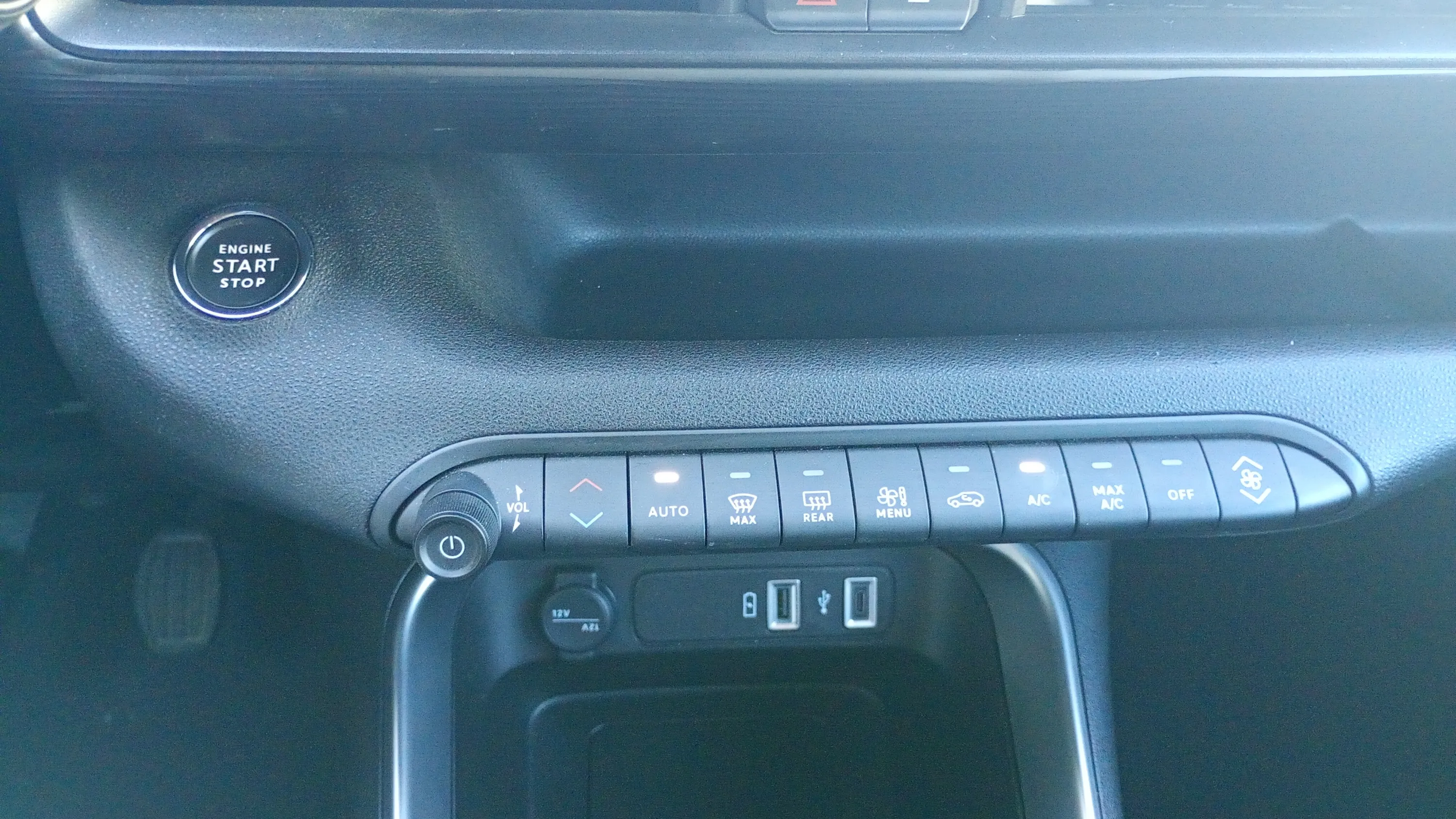 Jeep Avenger 1.2 G Altitude - foto 20