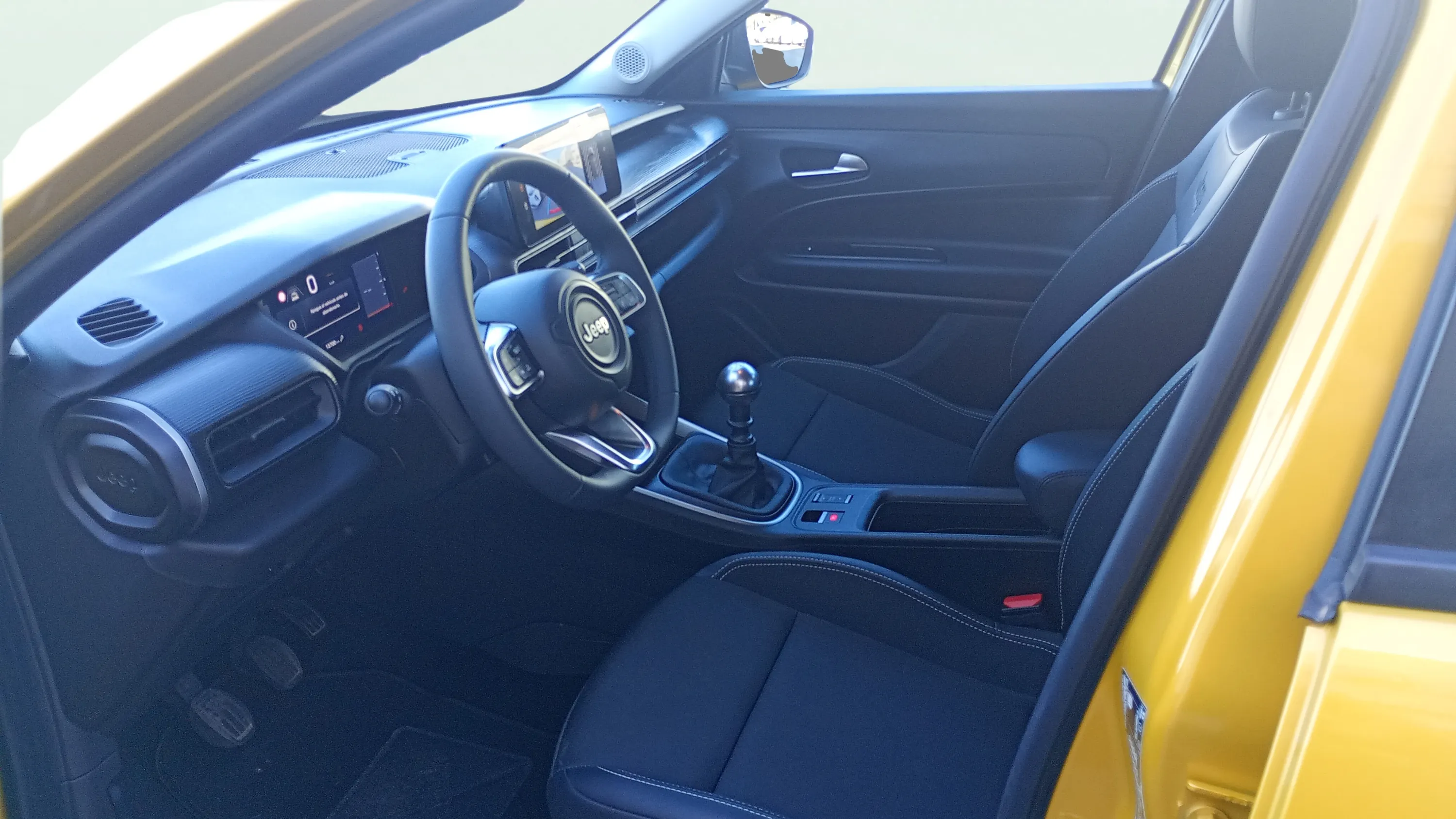 Jeep Avenger 1.2 G Altitude - foto 11