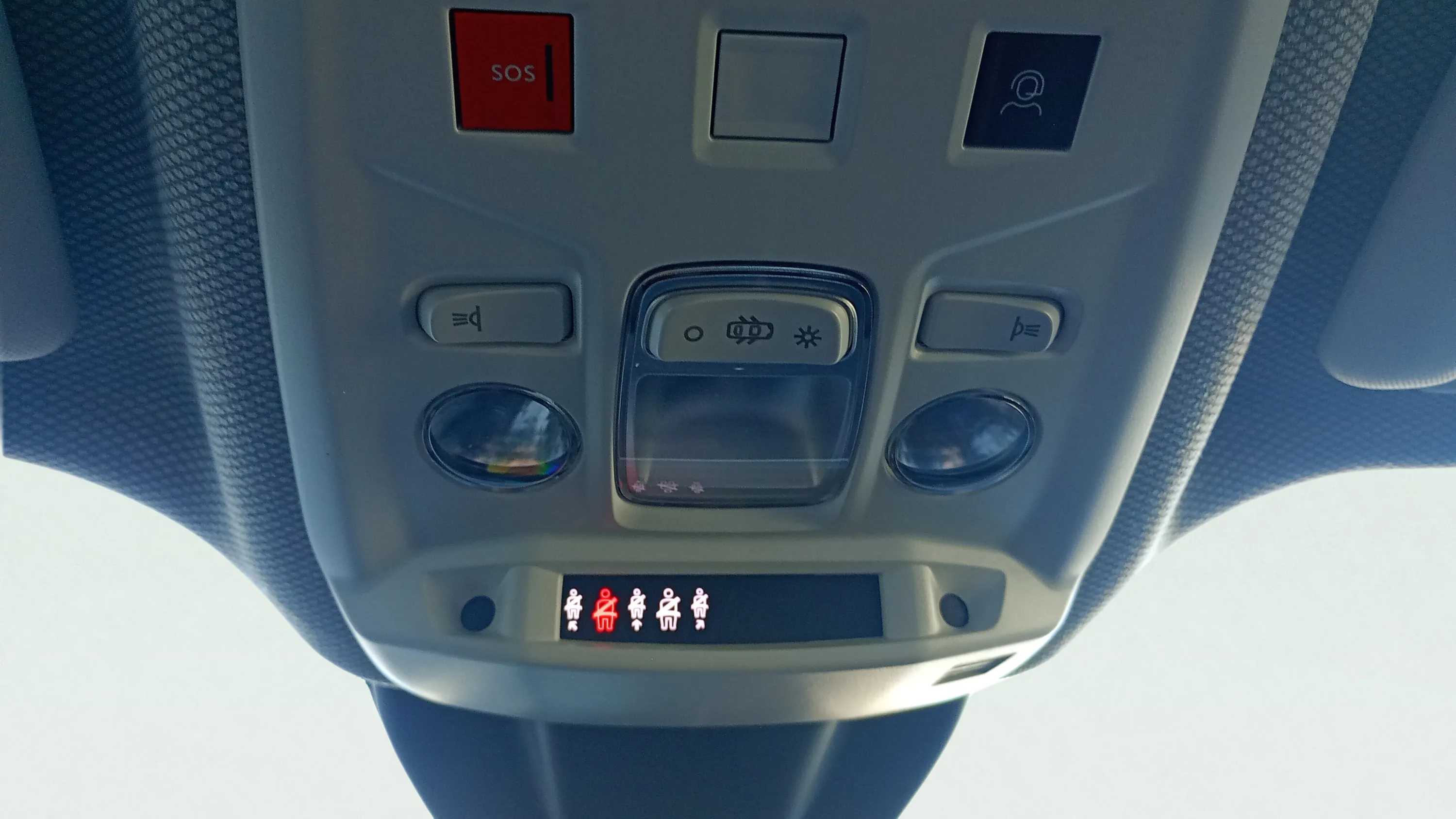 Jeep Avenger 1.2 G Altitude - foto 24