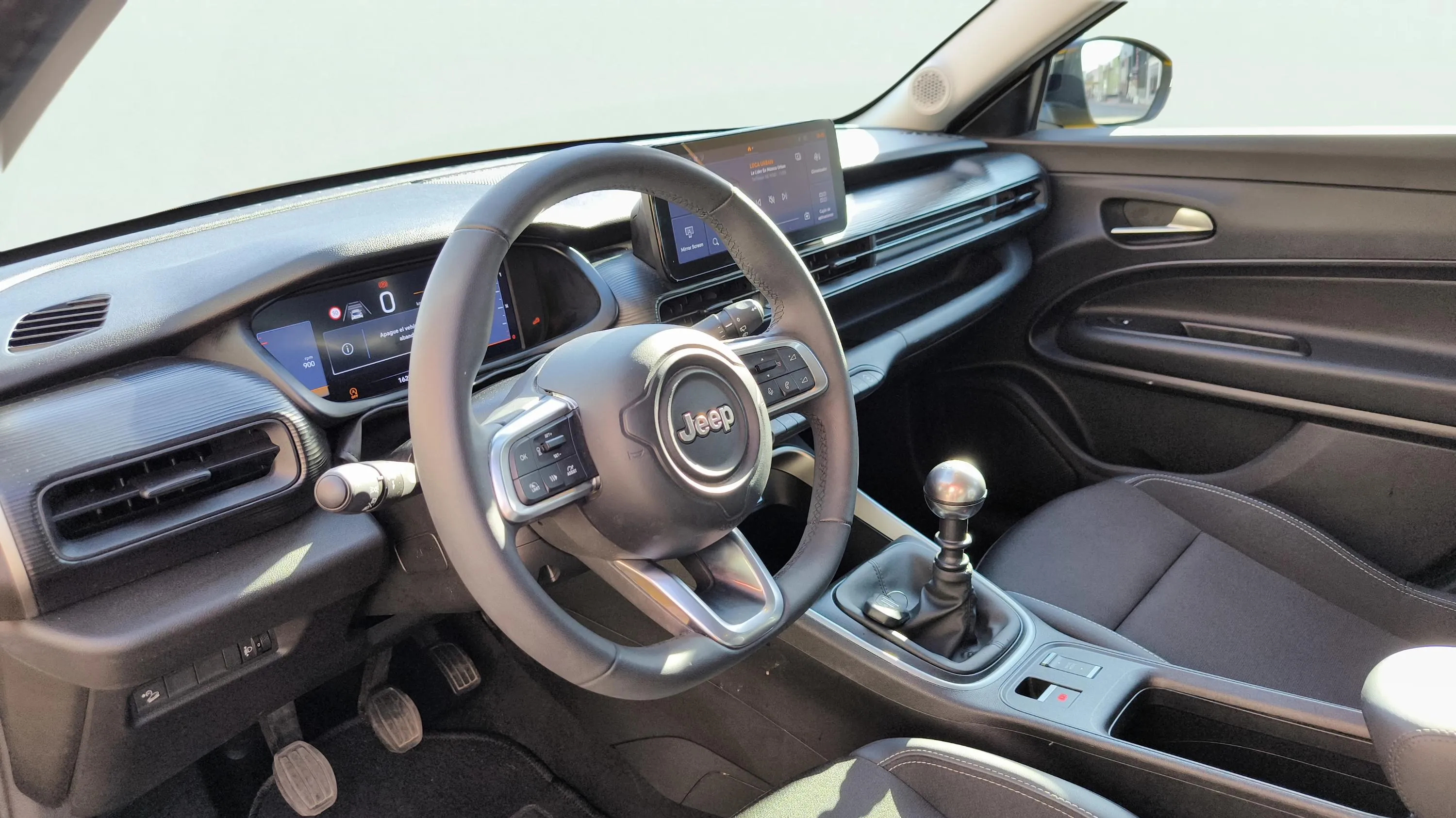 Jeep Avenger 1.2 G Altitude - foto 33