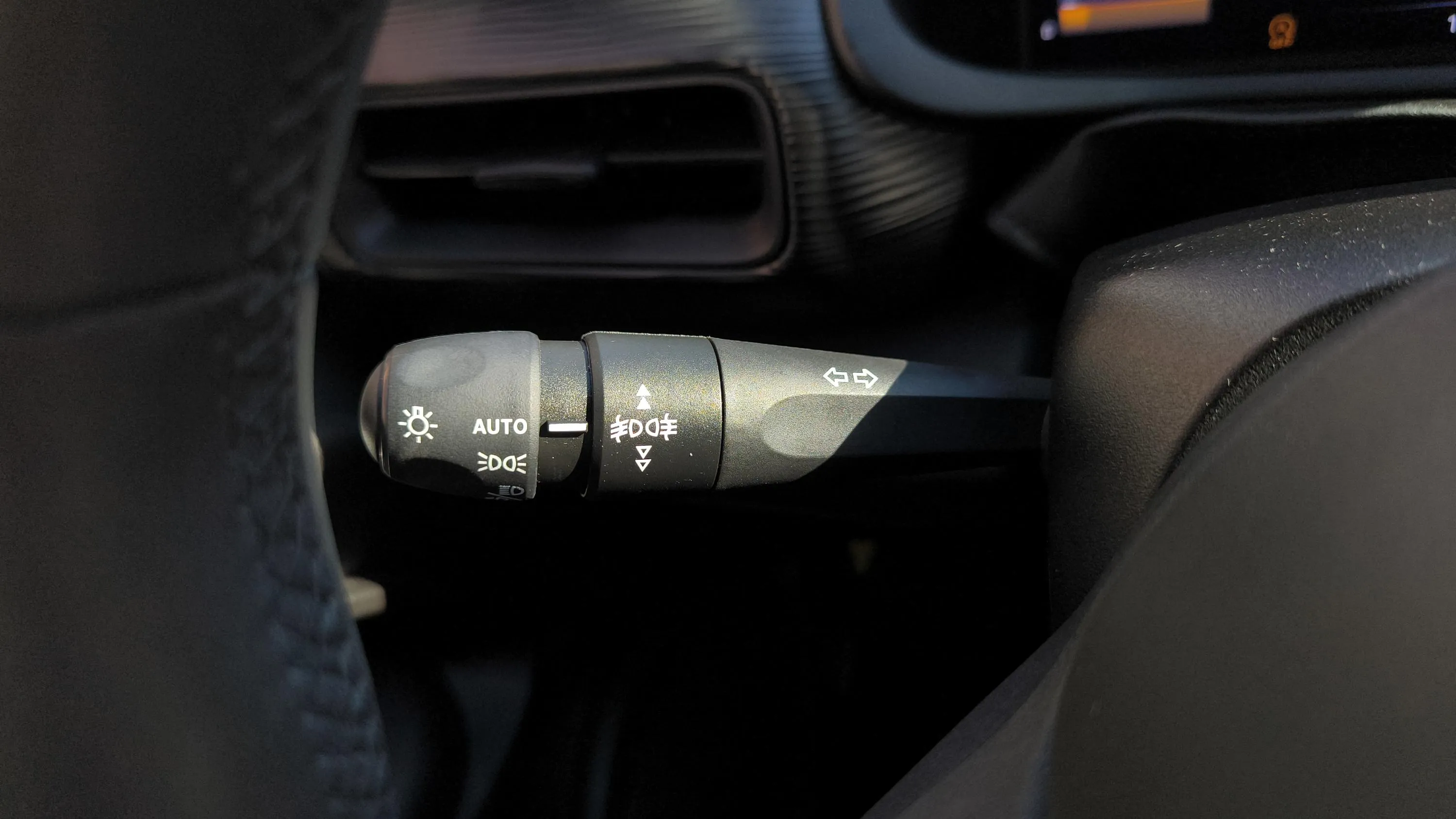 Jeep Avenger 1.2 G Altitude - foto 38