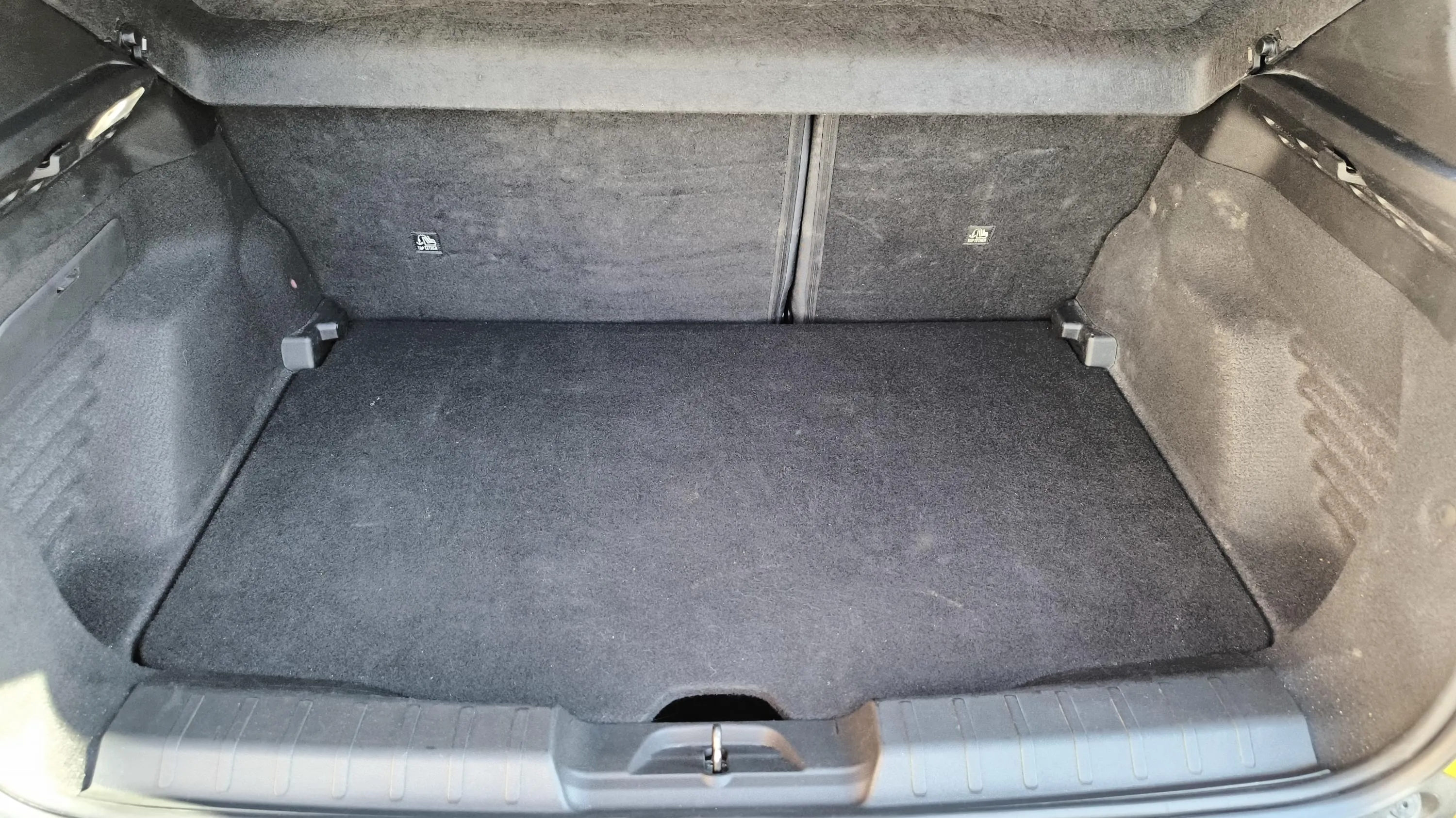 Jeep Avenger 1.2 G Altitude - foto 24