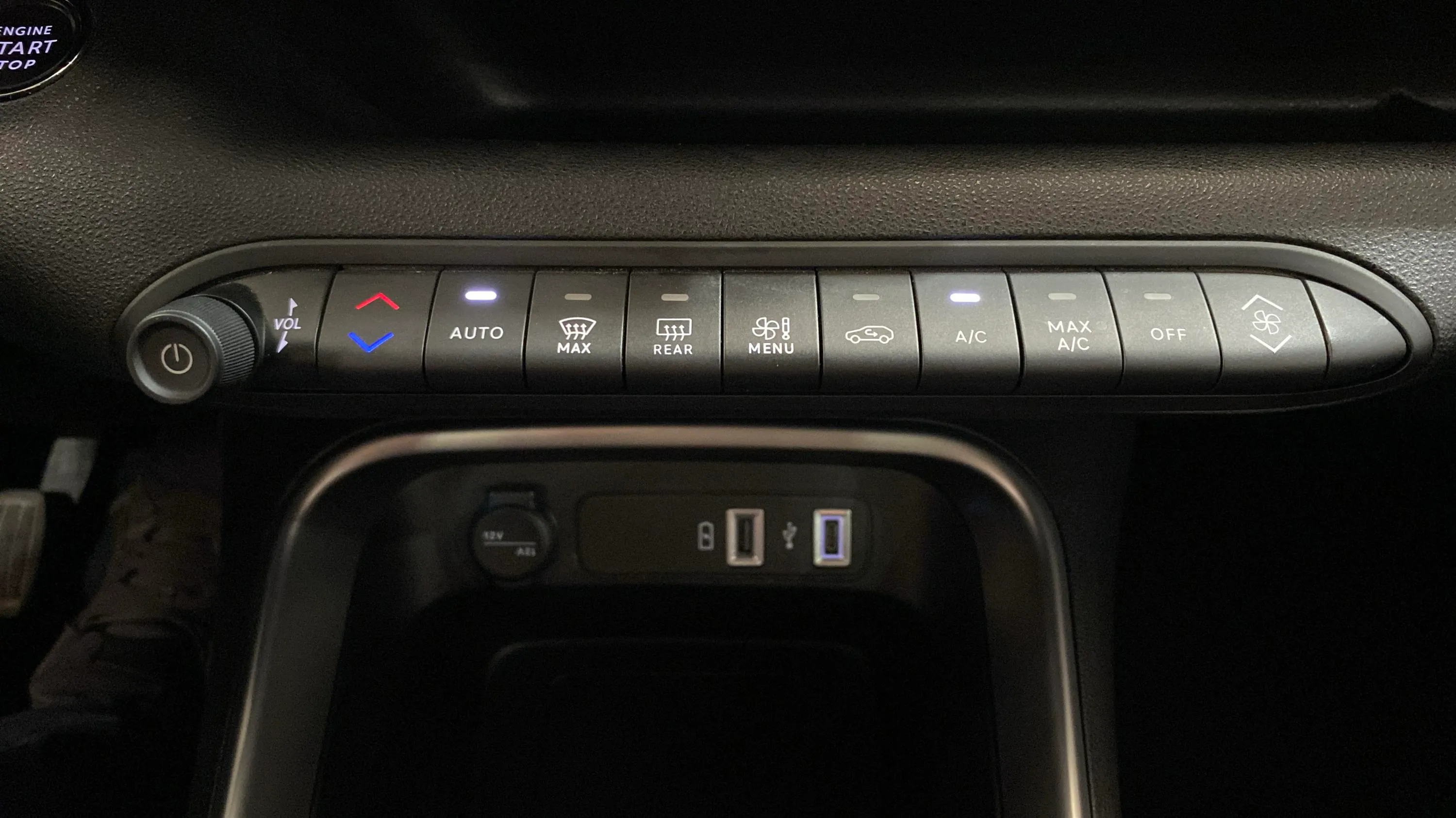 Jeep Avenger 1.2 G Altitude - foto 28