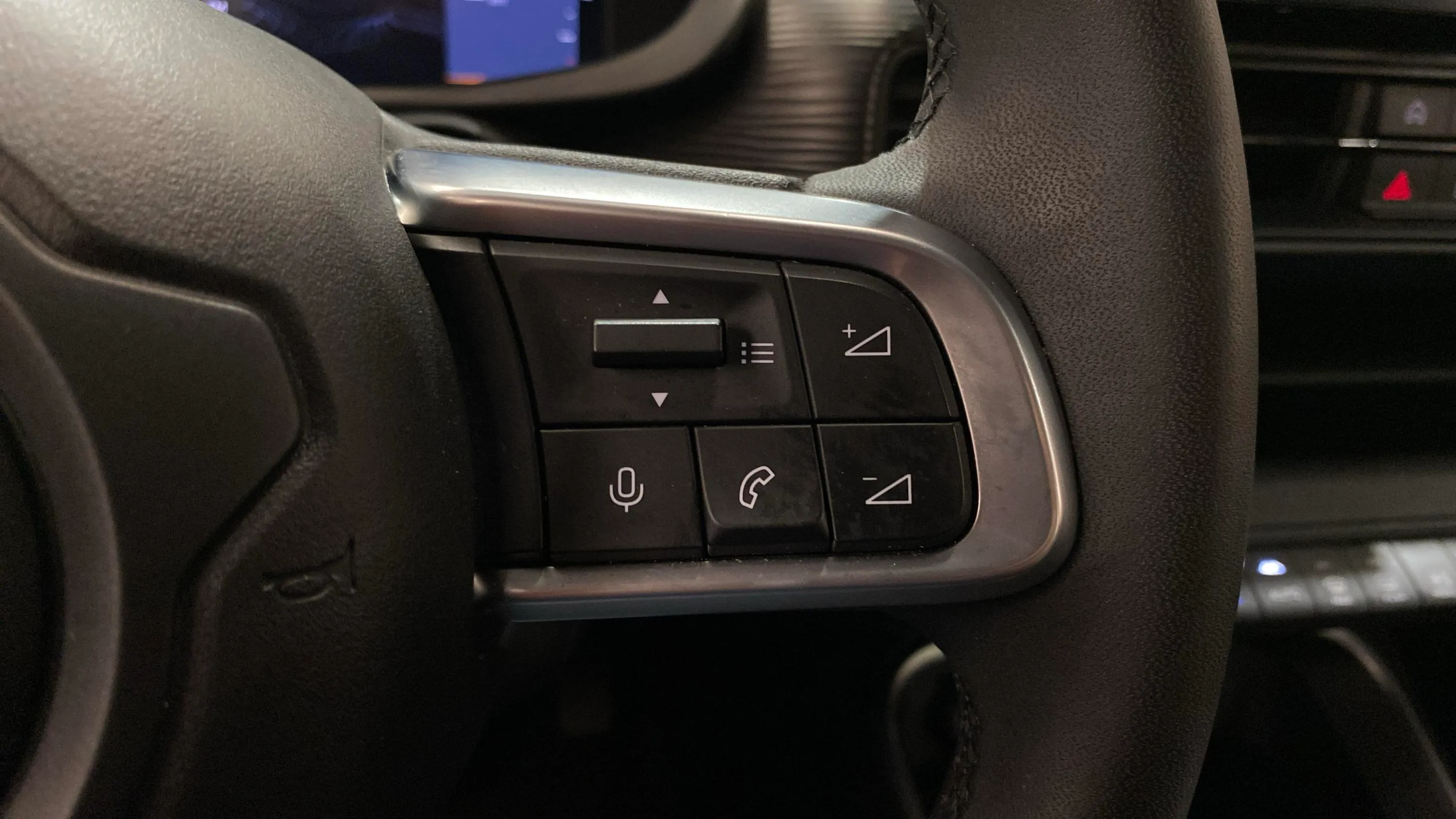 Jeep Avenger 1.2 G Altitude - foto 19