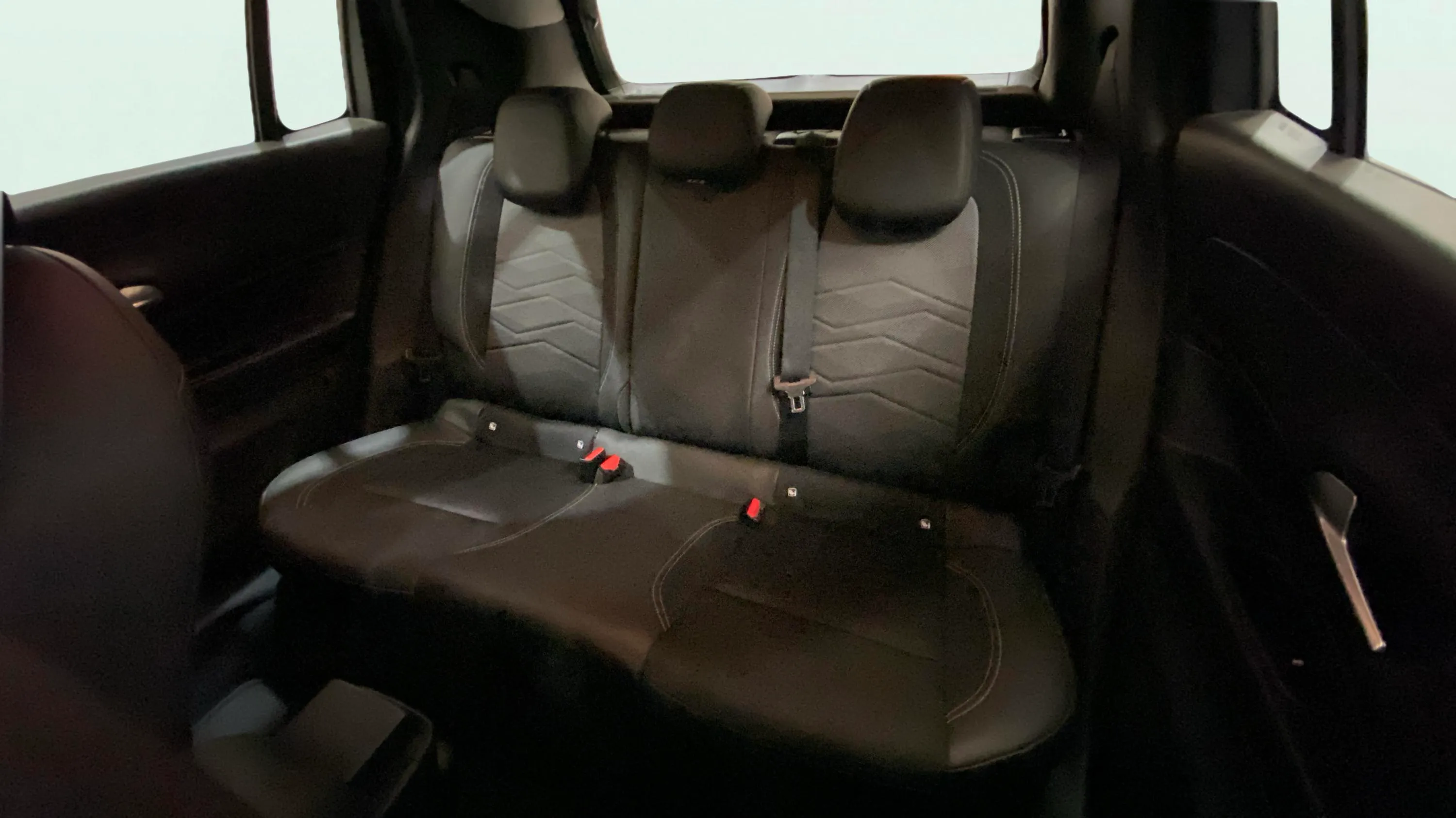 Jeep Avenger 1.2 G Altitude - foto 12
