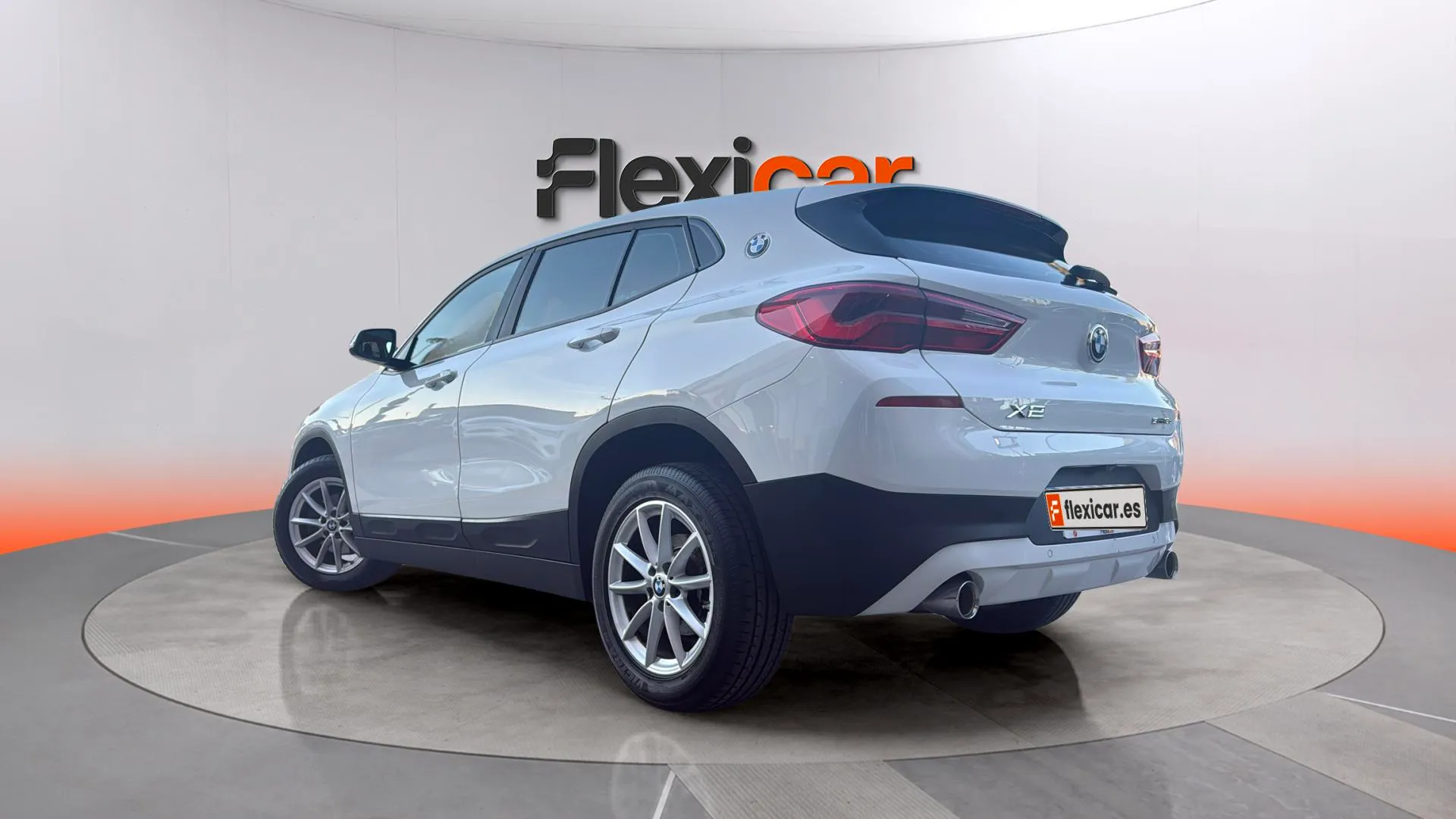 BMW X2 sDrive18d - foto 8