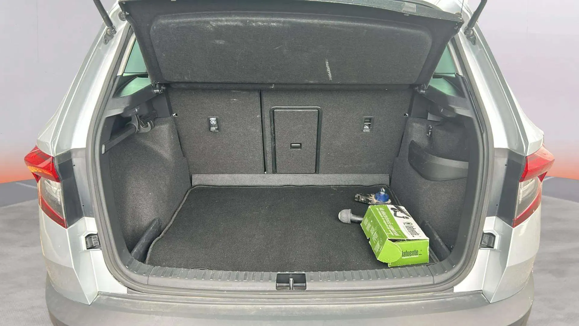 Škoda Karoq 1.5 TSI DSG ACT Ambition - foto 12
