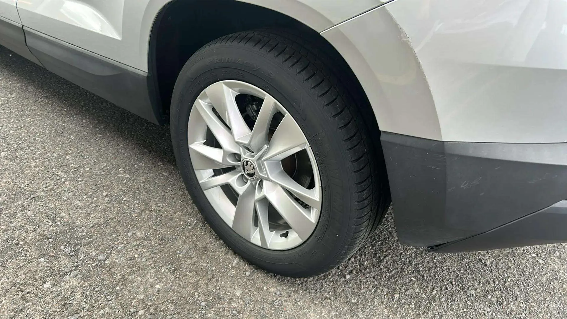 Škoda Karoq 1.5 TSI DSG ACT Ambition - foto 13