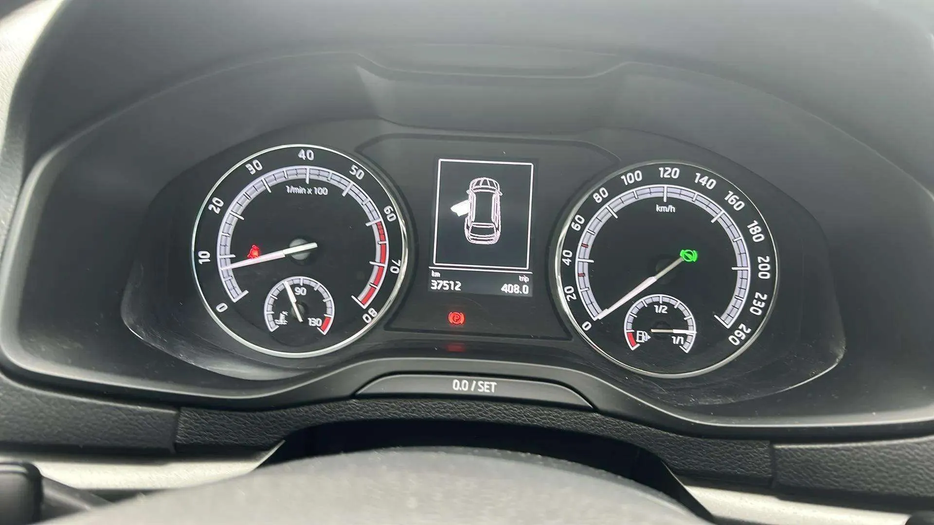 Škoda Karoq 1.5 TSI DSG ACT Ambition - foto 8
