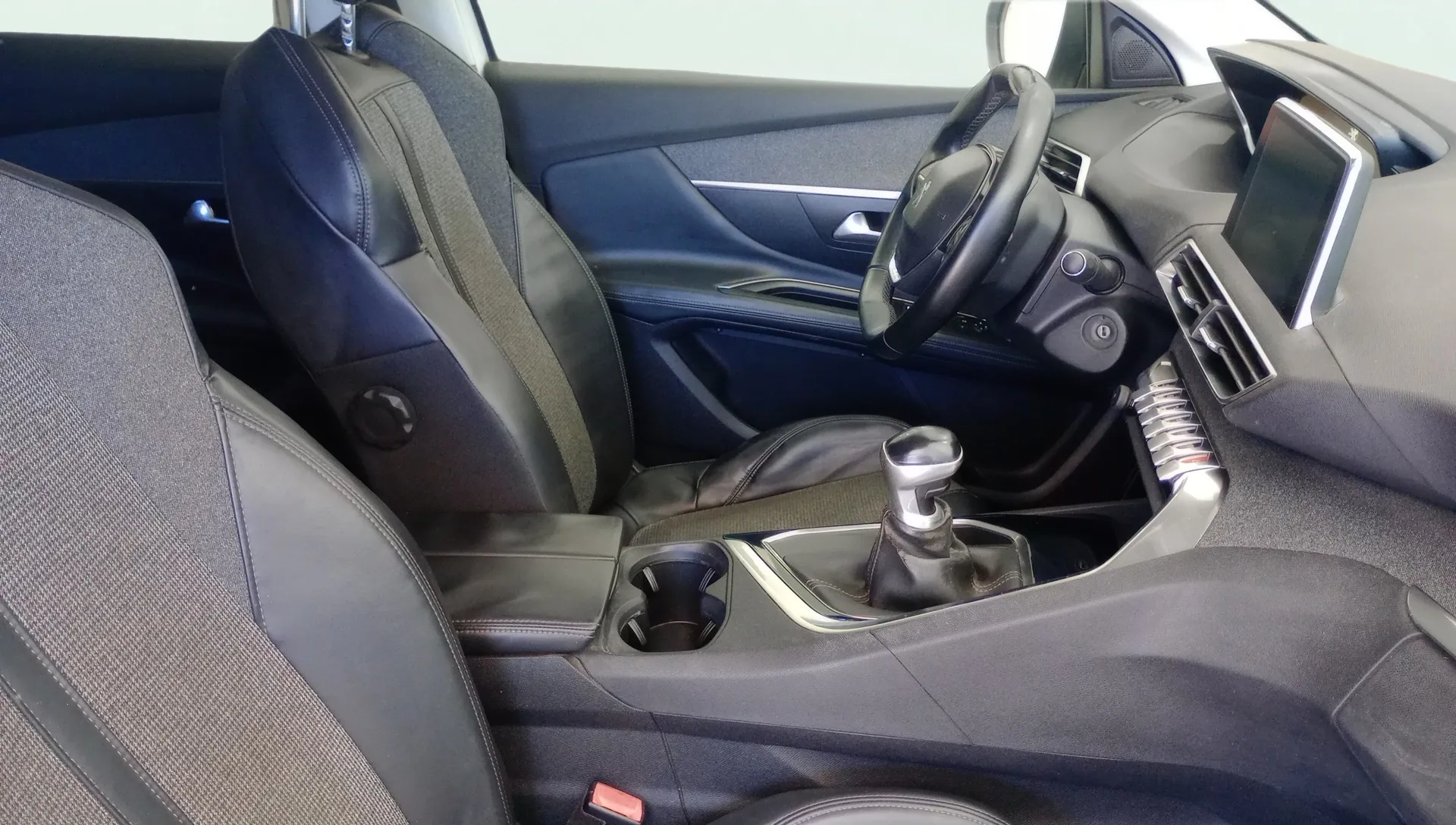 Peugeot 3008 1.6BLUEHDI Allure - foto 9