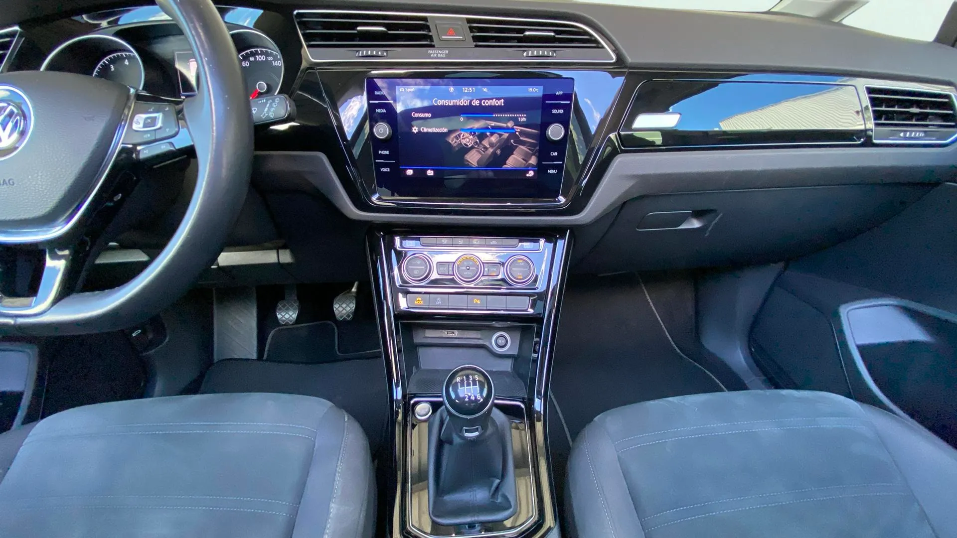 Volkswagen Touran R-Line 1.5 TSI - foto 20