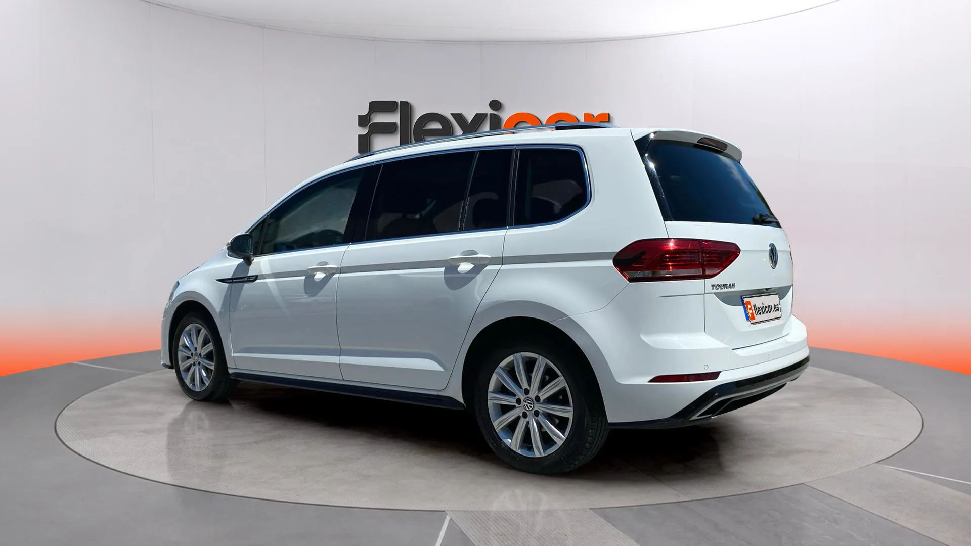 Volkswagen Touran R-Line 1.5 TSI - foto 5
