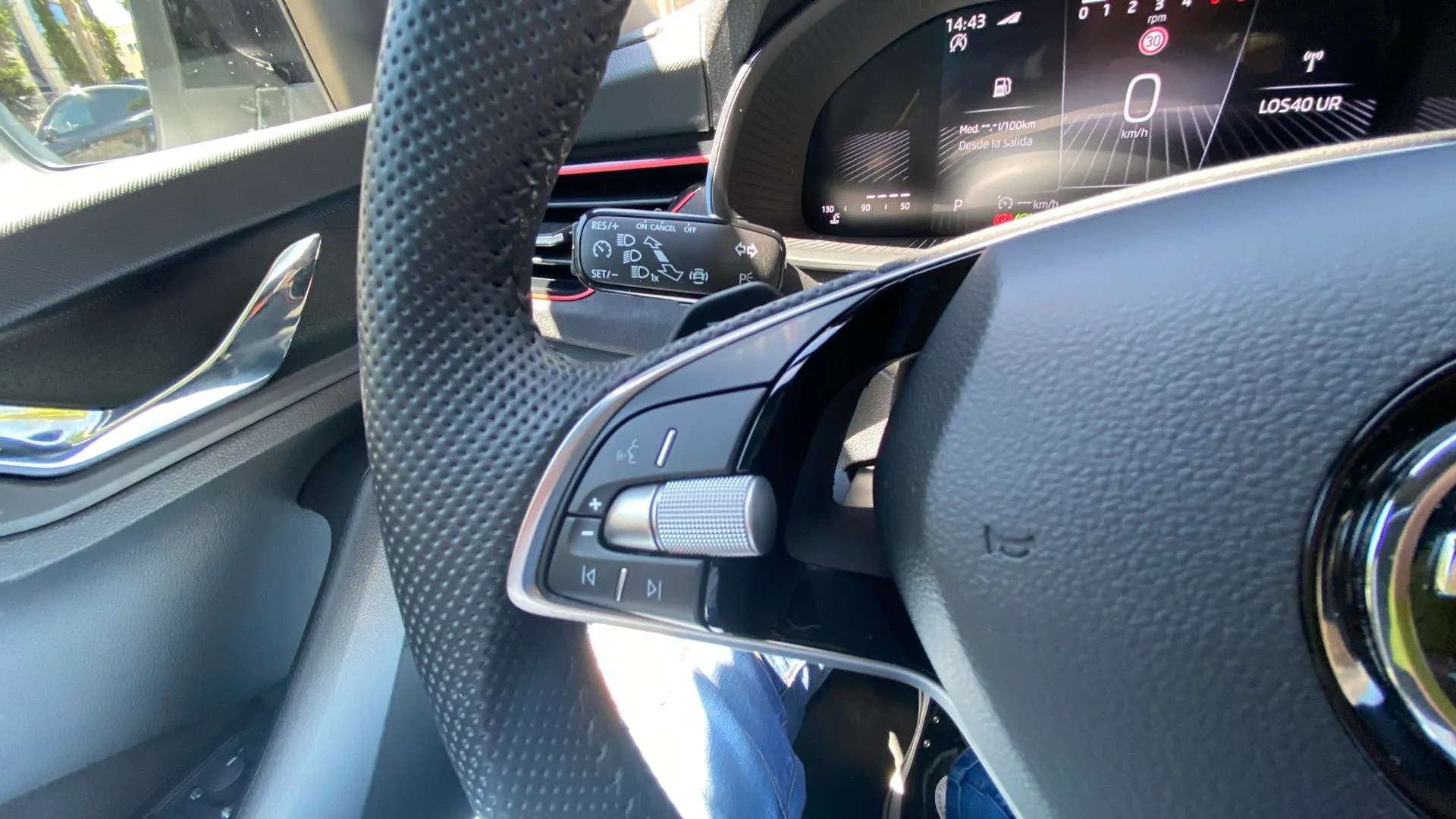 Škoda Kamiq 1.0 TSI DSG Montecarlo - foto 21