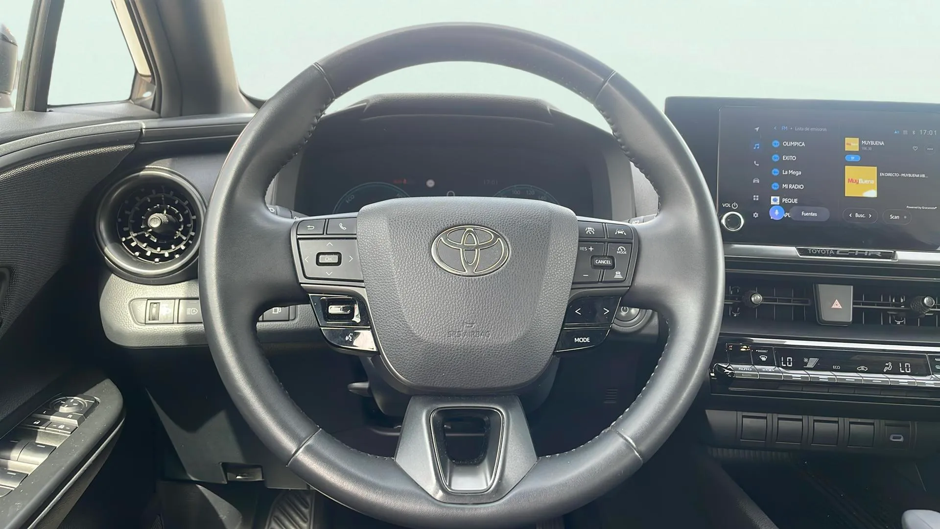 Toyota C-HR 1.8 140H Active - foto 11