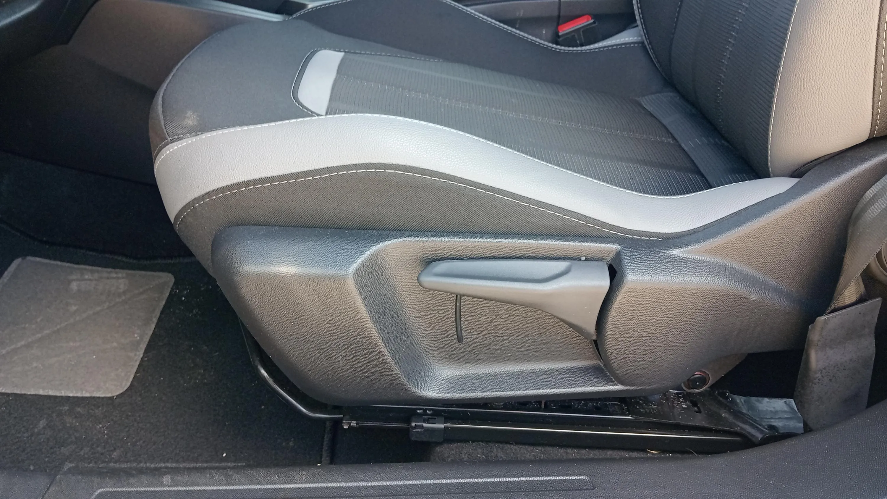 Opel Mokka 1.2 T GS - foto 24