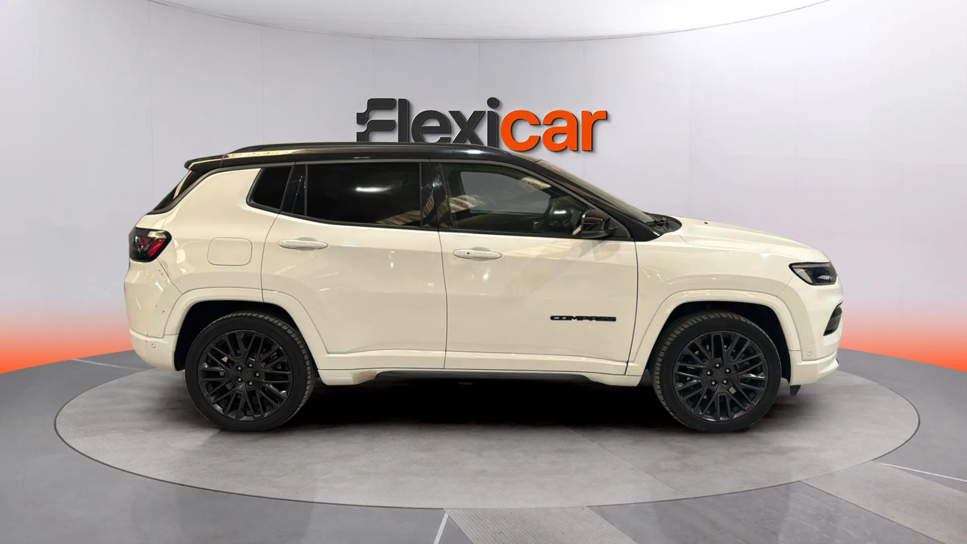 Jeep Compass 1.3 PHEV 80th AWD - foto 8