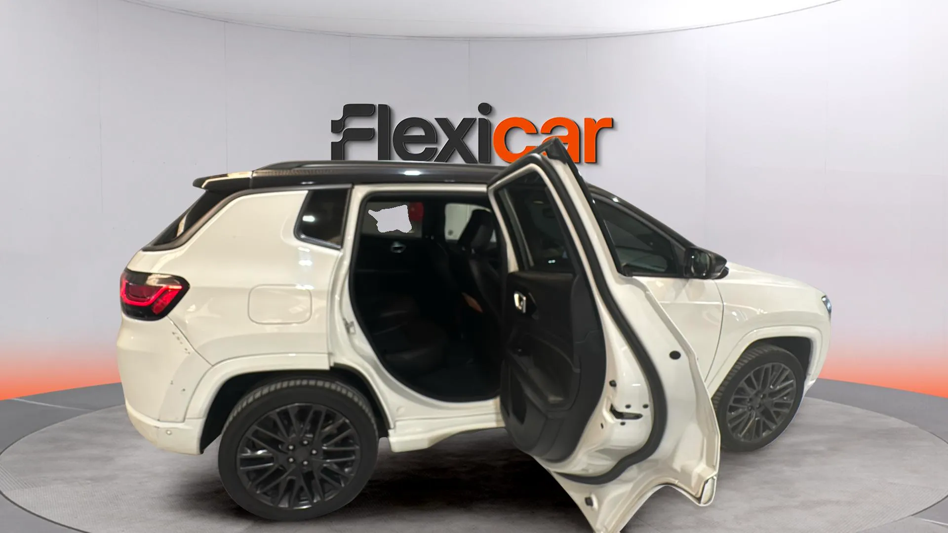 Jeep Compass 1.3 PHEV 80th AWD - foto 13