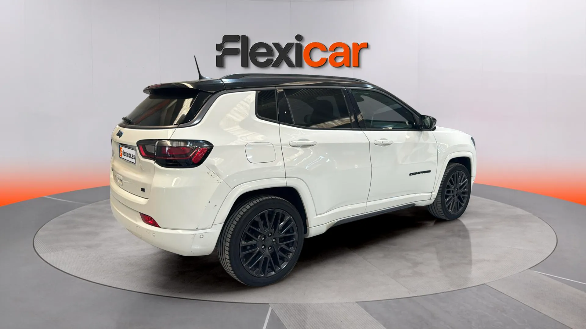 Jeep Compass 1.3 PHEV 80th AWD - foto 7