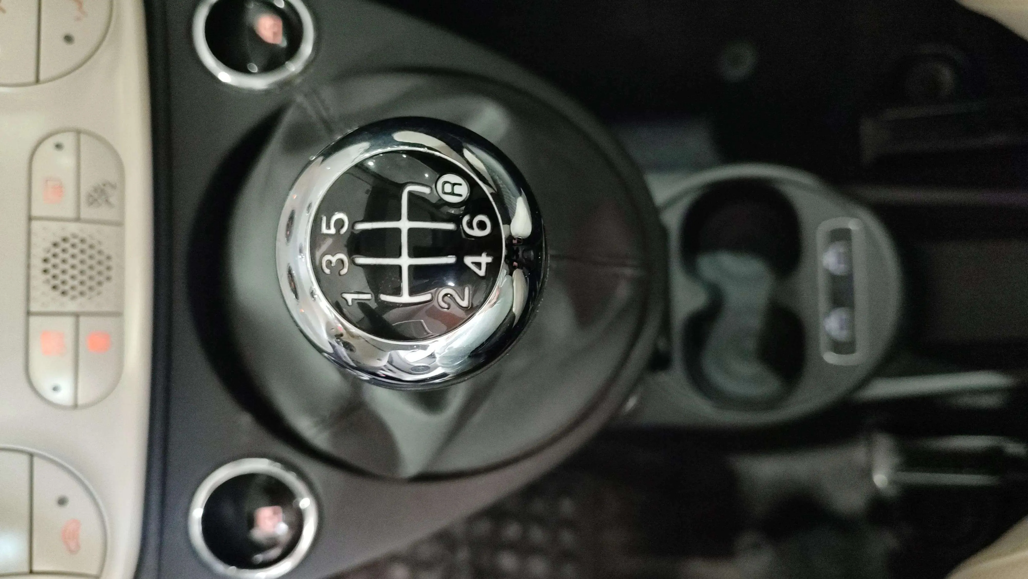 Fiat 500 Dolcevita 1.0 Hybrid - foto 15