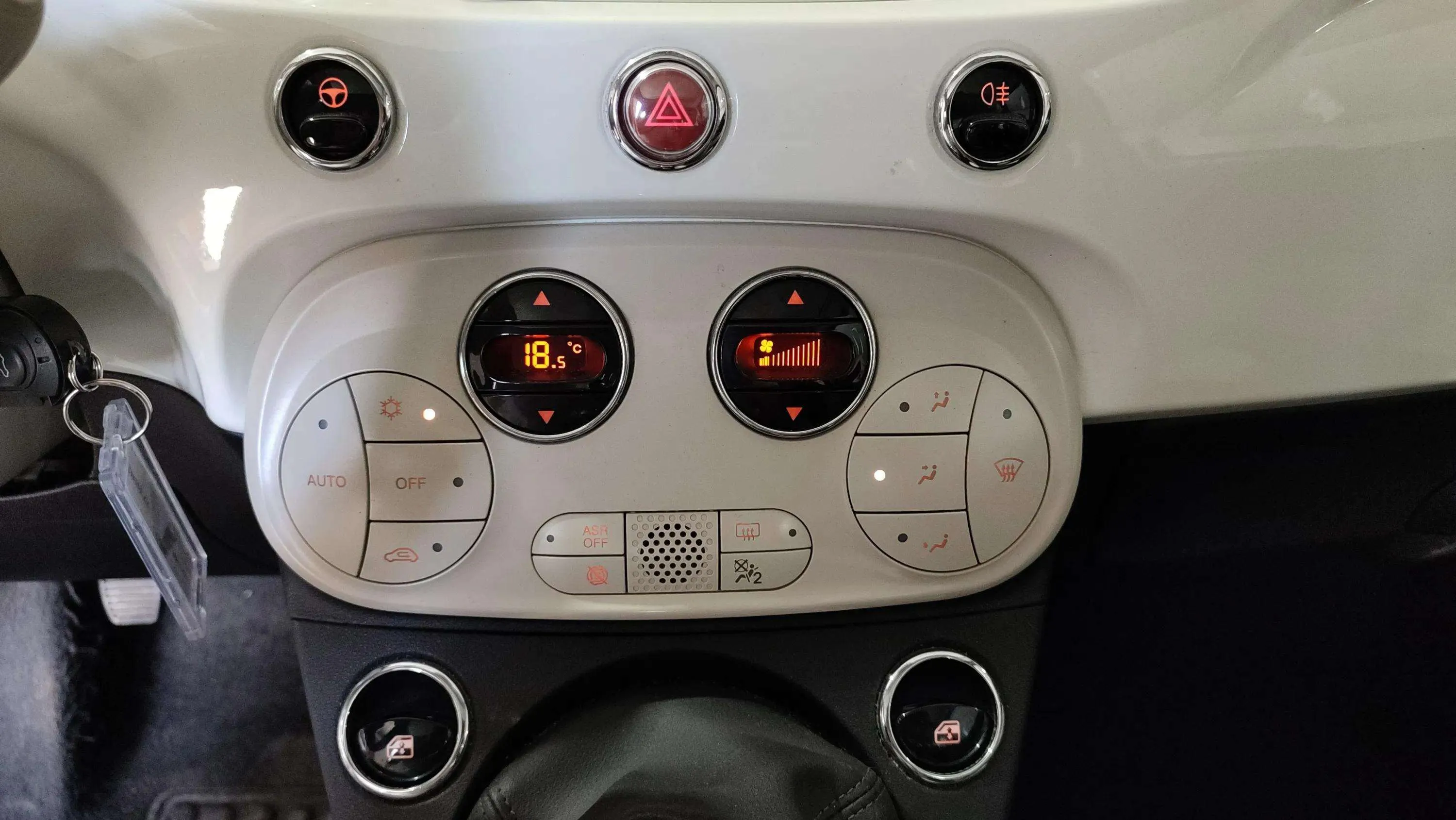 Fiat 500 Dolcevita 1.0 Hybrid - foto 14