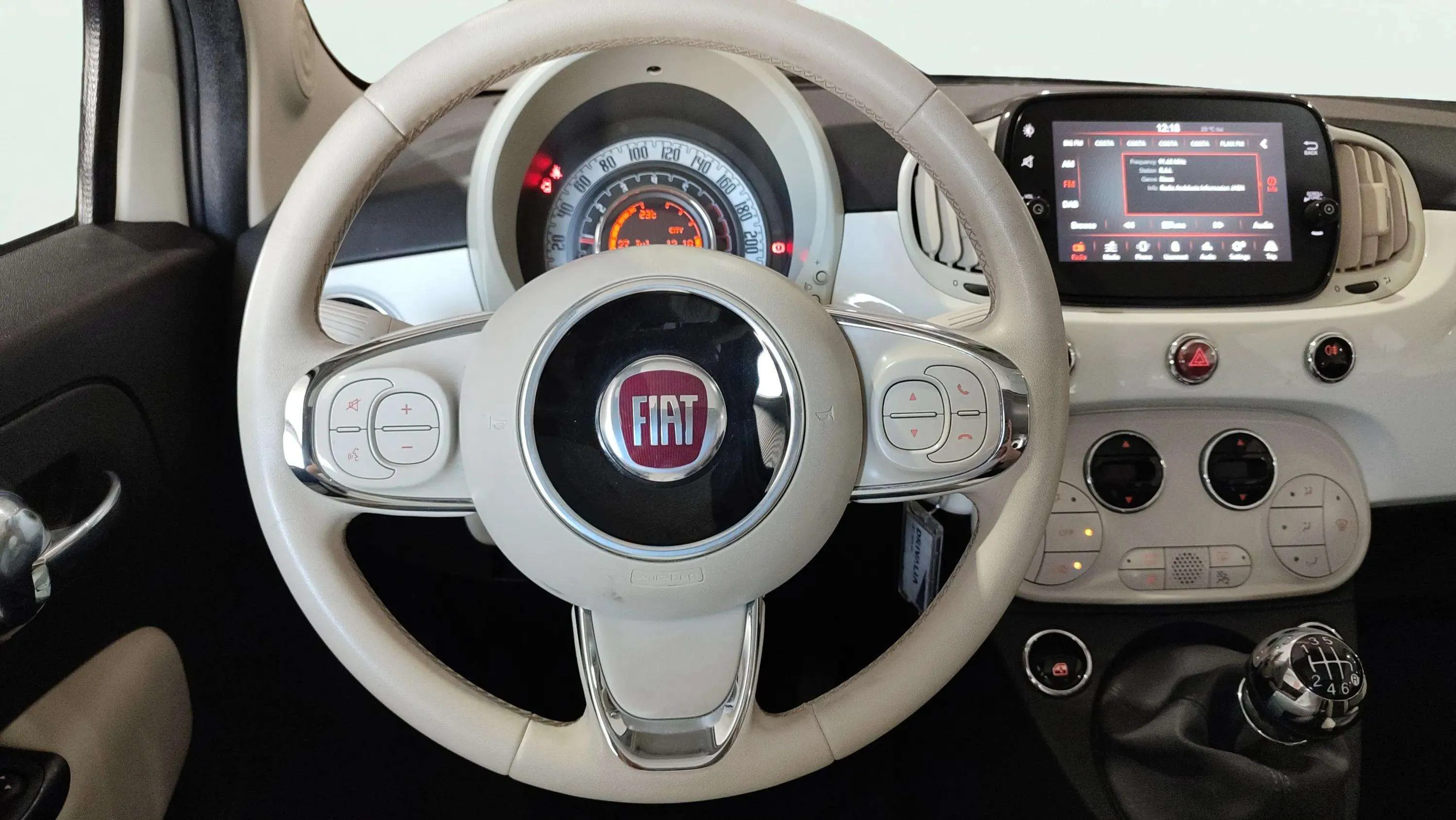 Fiat 500 Dolcevita 1.0 Hybrid - foto 8