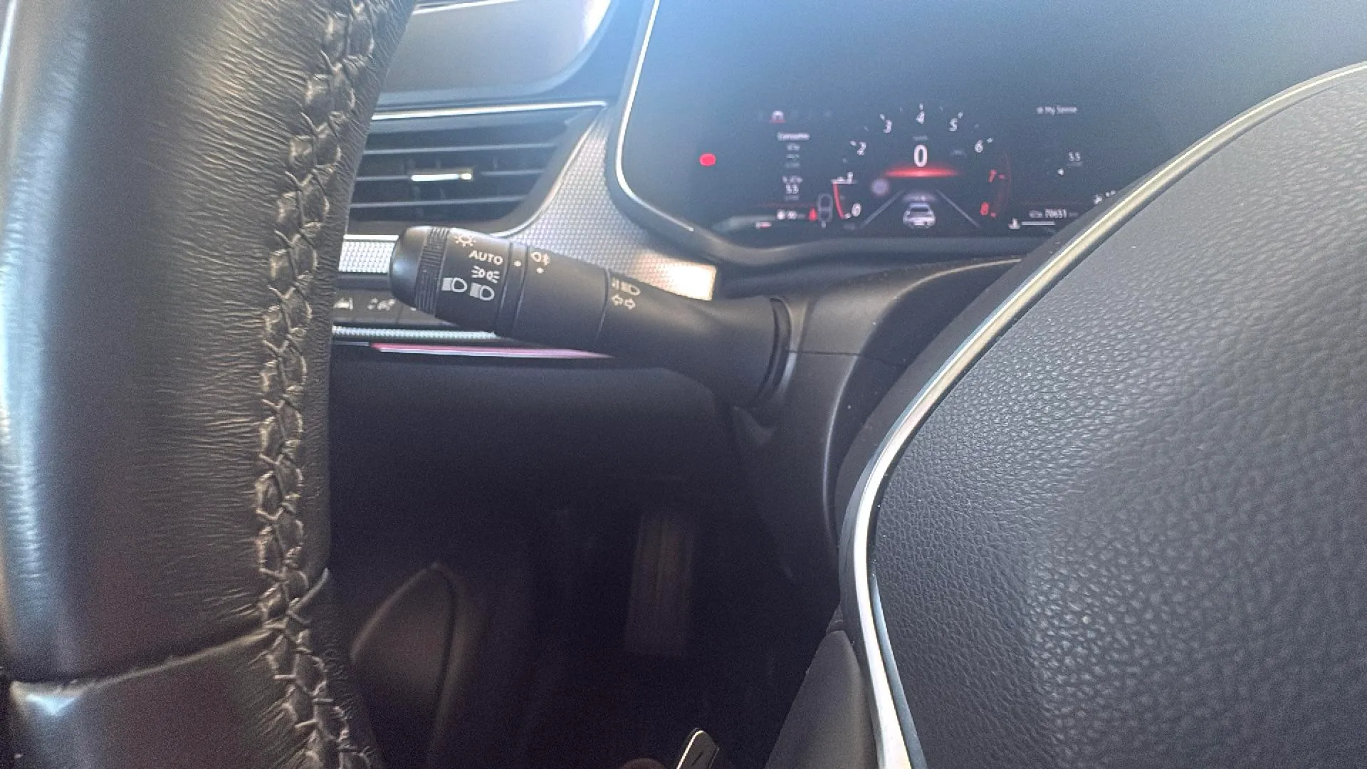 Renault Arkana Intens TCe EDC mild hybrid - foto 14