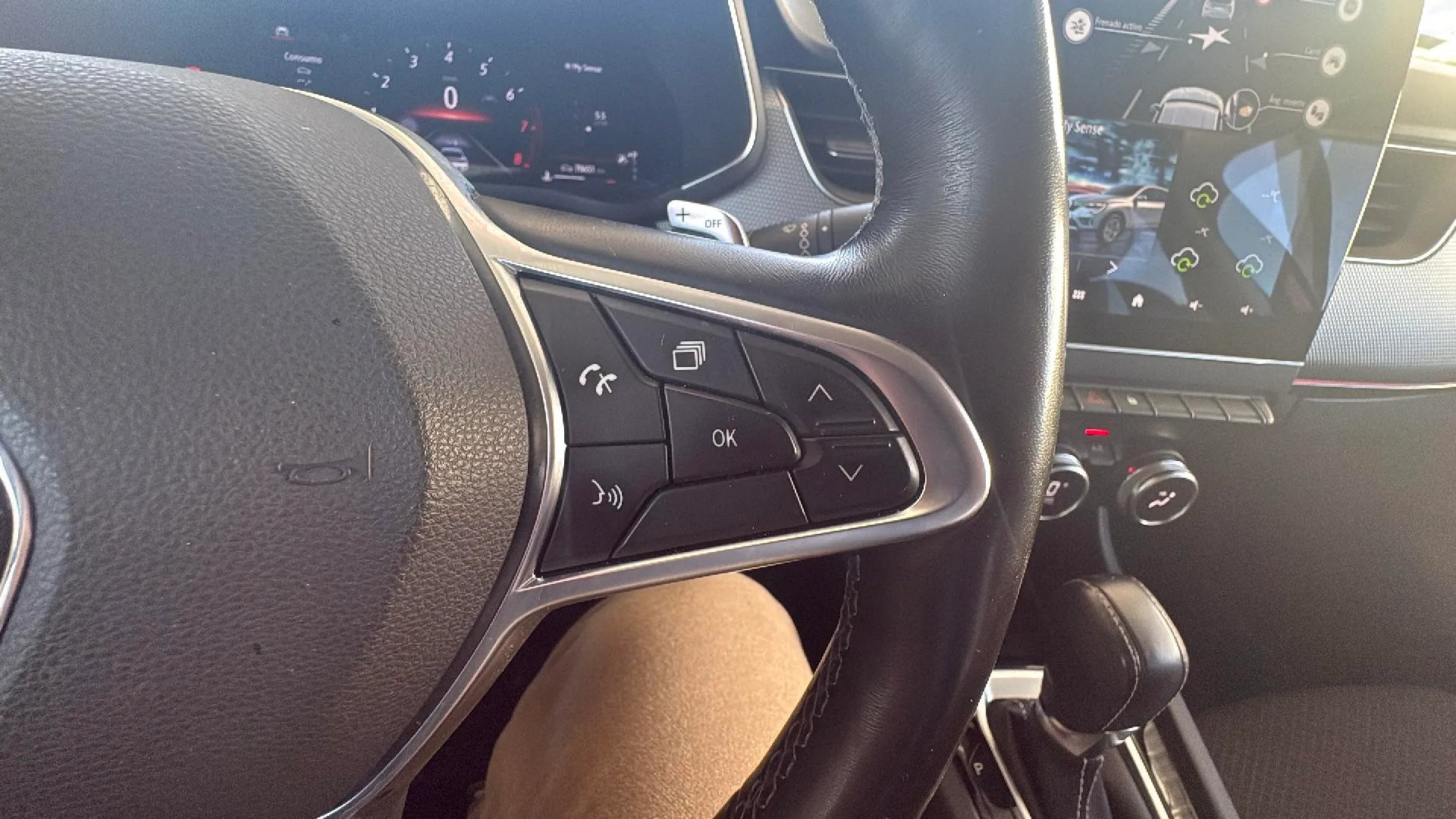 Renault Arkana Intens TCe EDC mild hybrid - foto 13