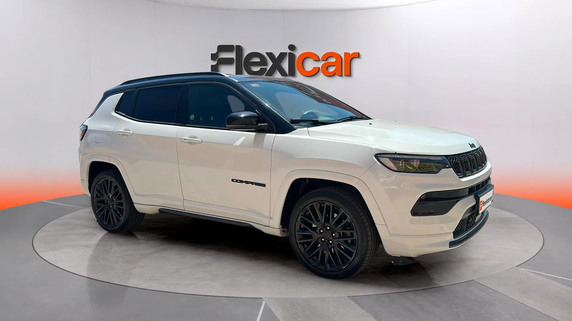 Jeep Compass 1.3 PHEV 80th AWD - foto 2