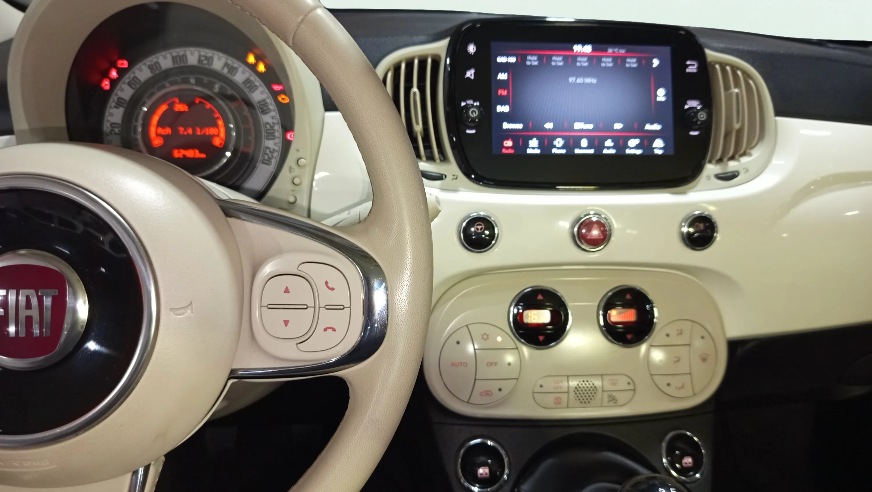 Fiat 500 Dolcevita 1.0 Hybrid - foto 10