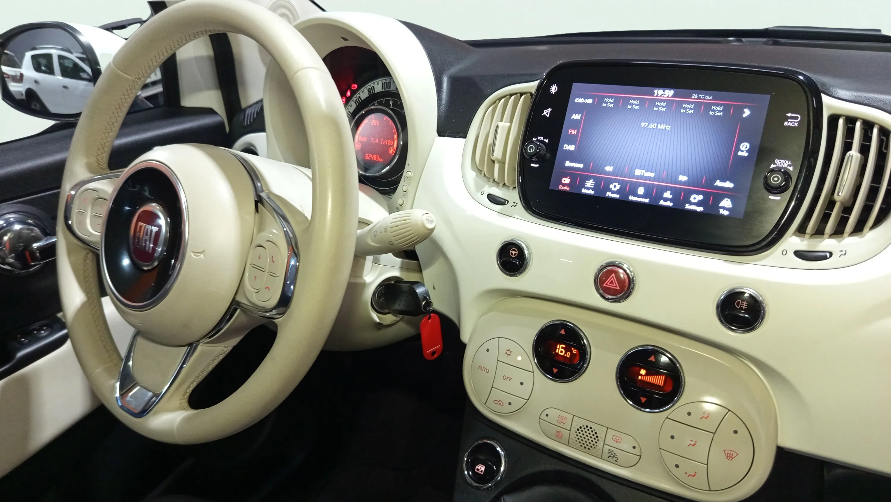 Fiat 500 Dolcevita 1.0 Hybrid - foto 22