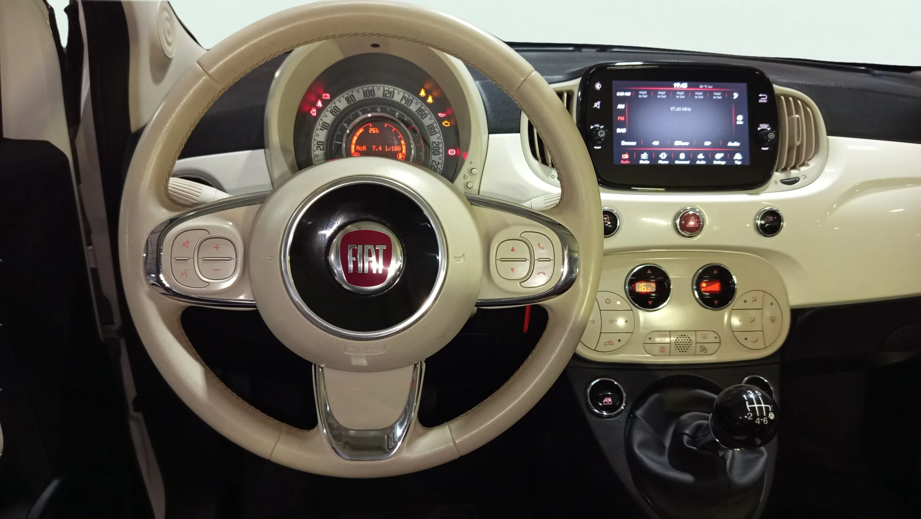 Fiat 500 Dolcevita 1.0 Hybrid - foto 11