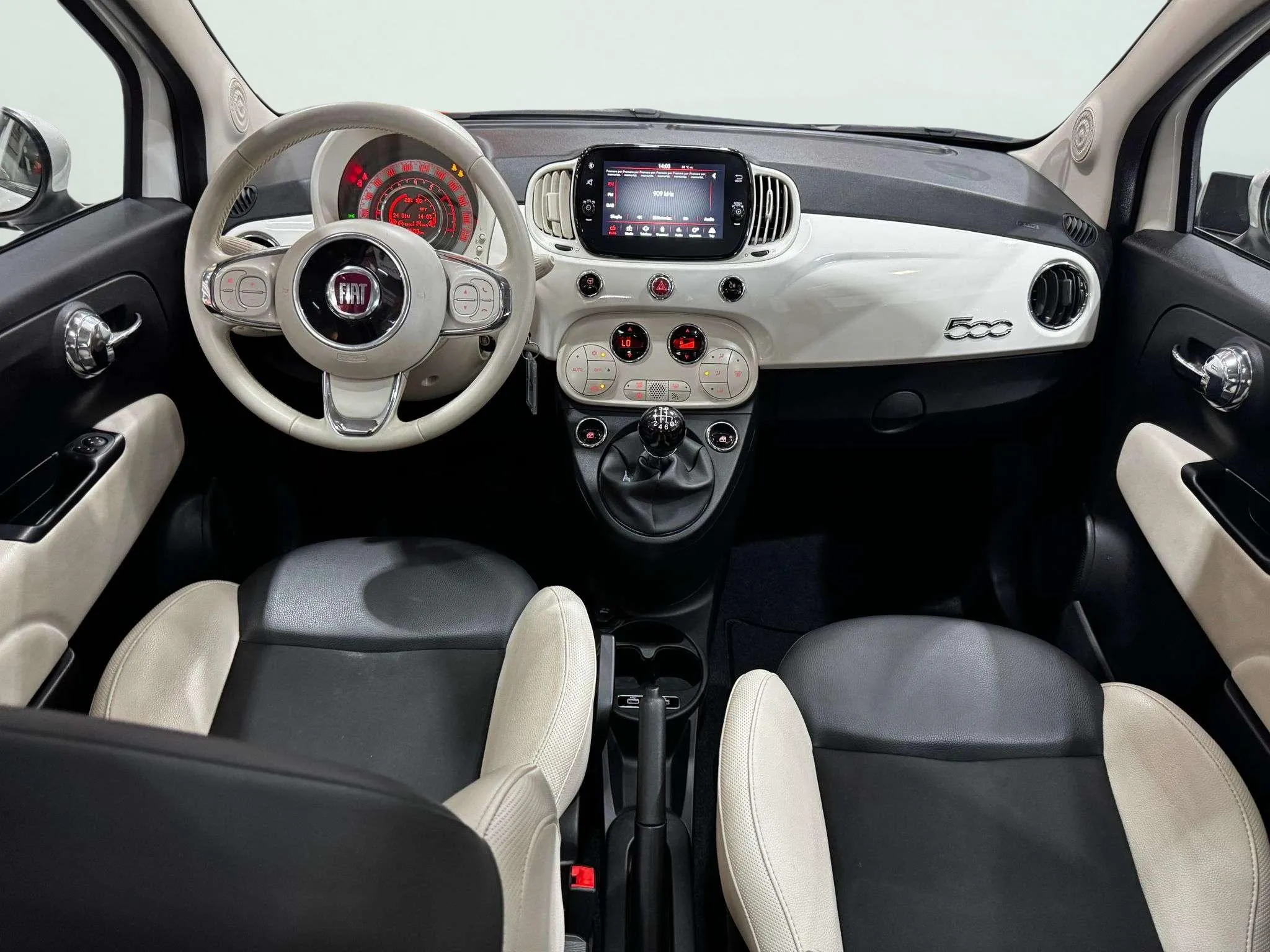 Fiat 500 Dolcevita 1.0 Hybrid - foto 21