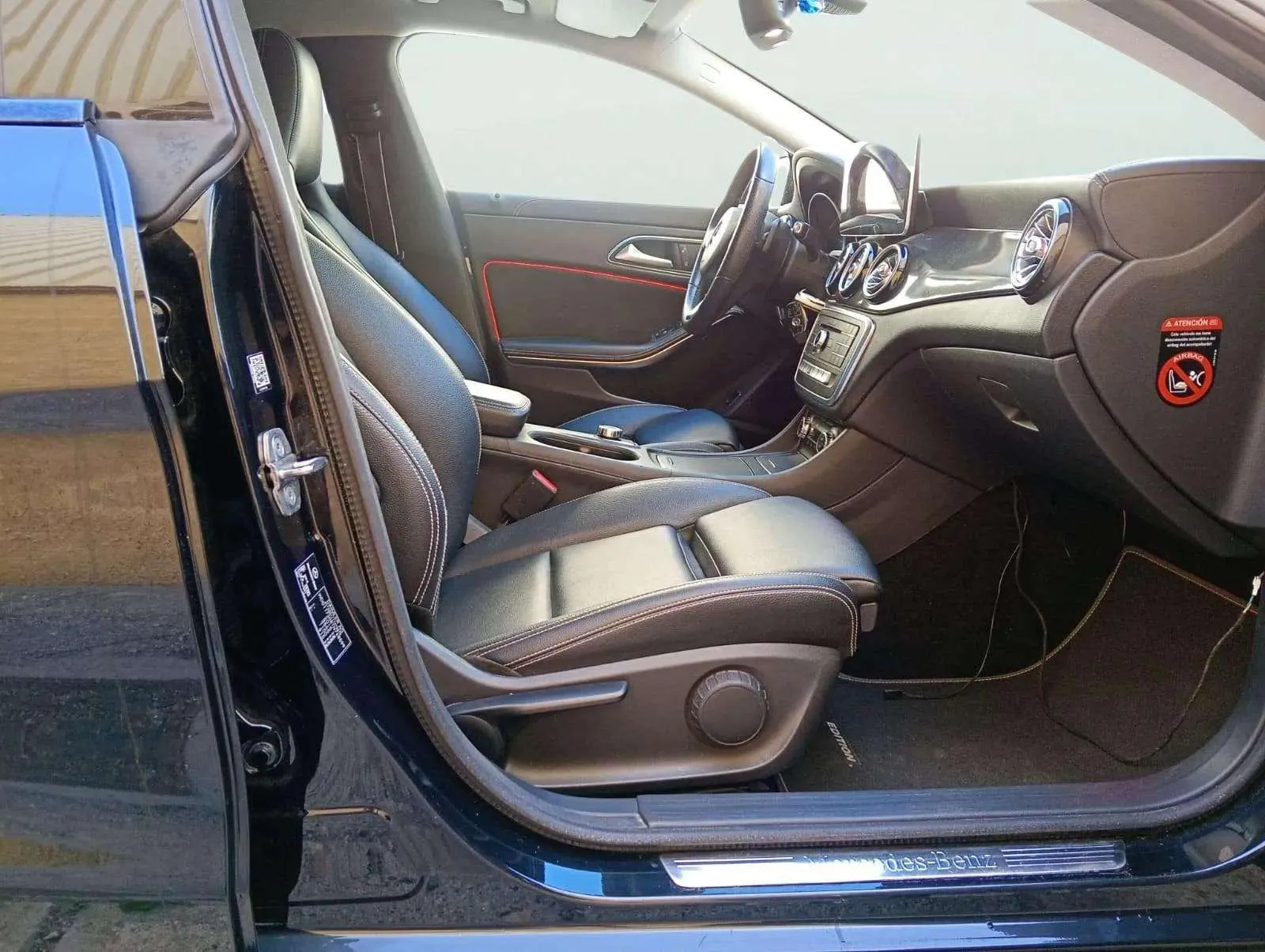 Mercedes-Benz CLA 200 d - foto 13