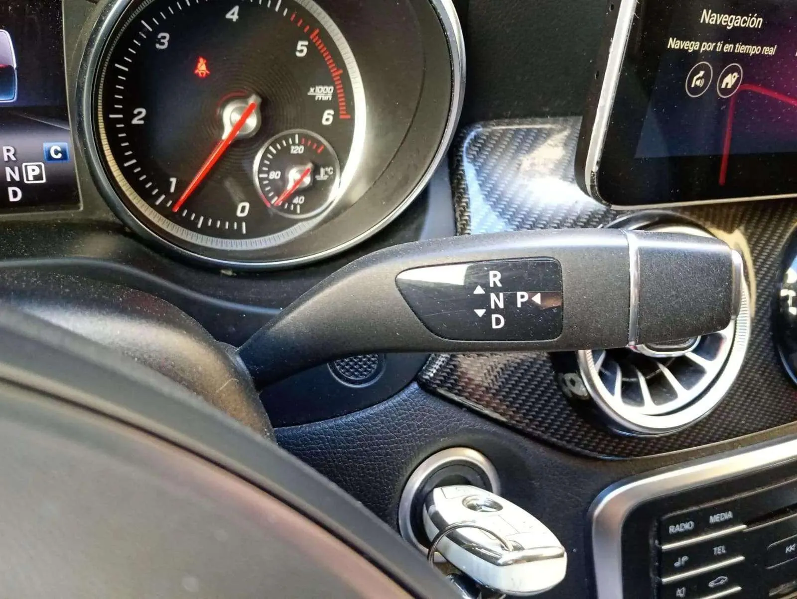 Mercedes-Benz CLA 200 d - foto 9