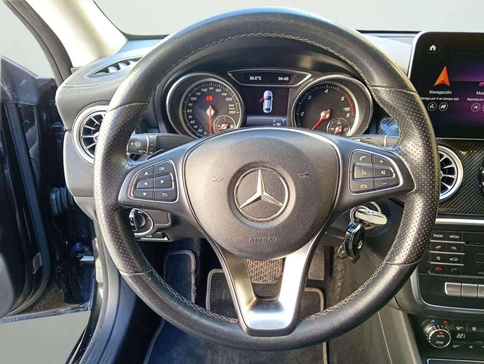 Mercedes-Benz CLA 200 d - foto 6