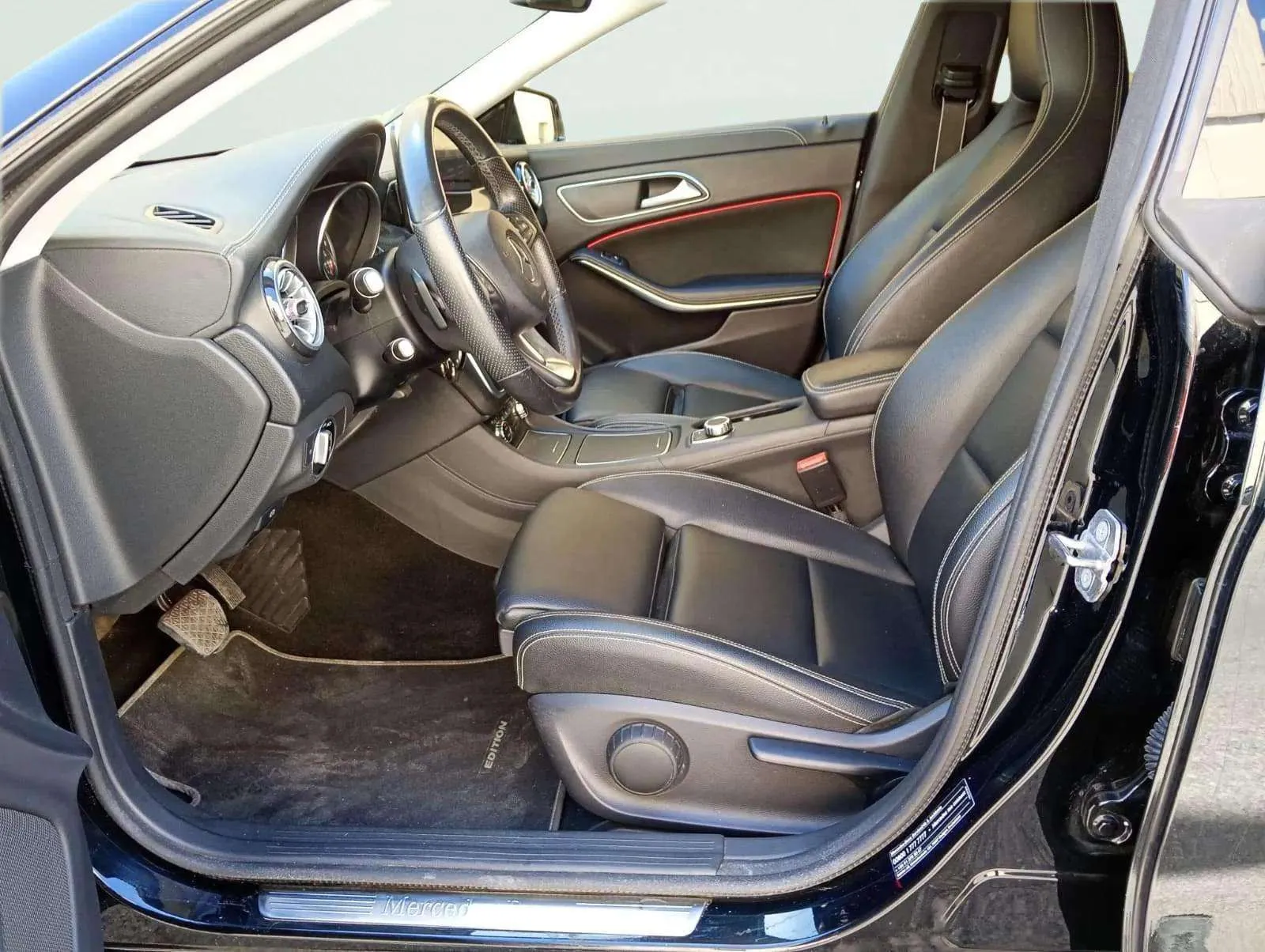Mercedes-Benz CLA 200 d - foto 12