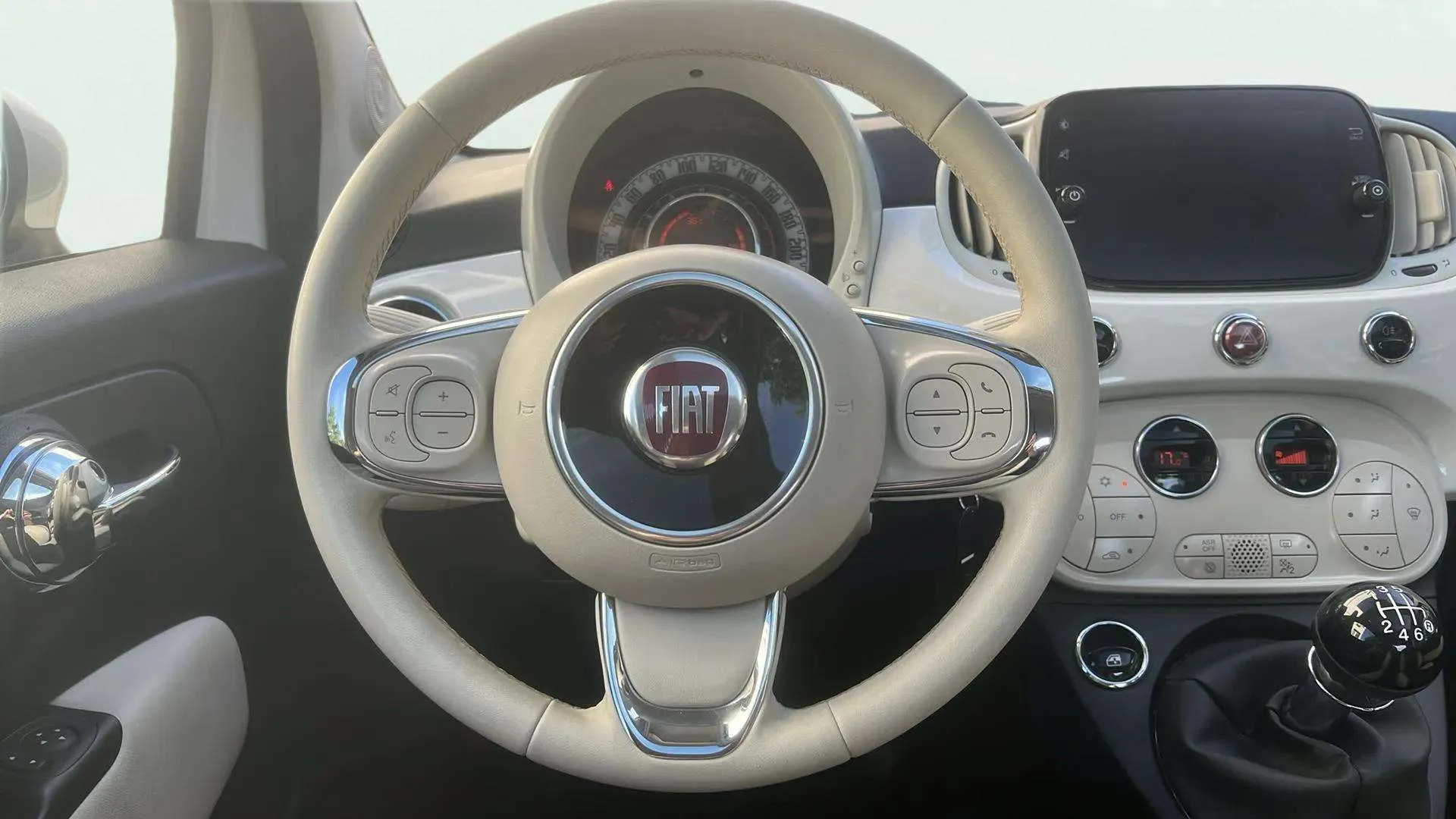 Fiat 500 Dolcevita 1.0 Hybrid - foto 11