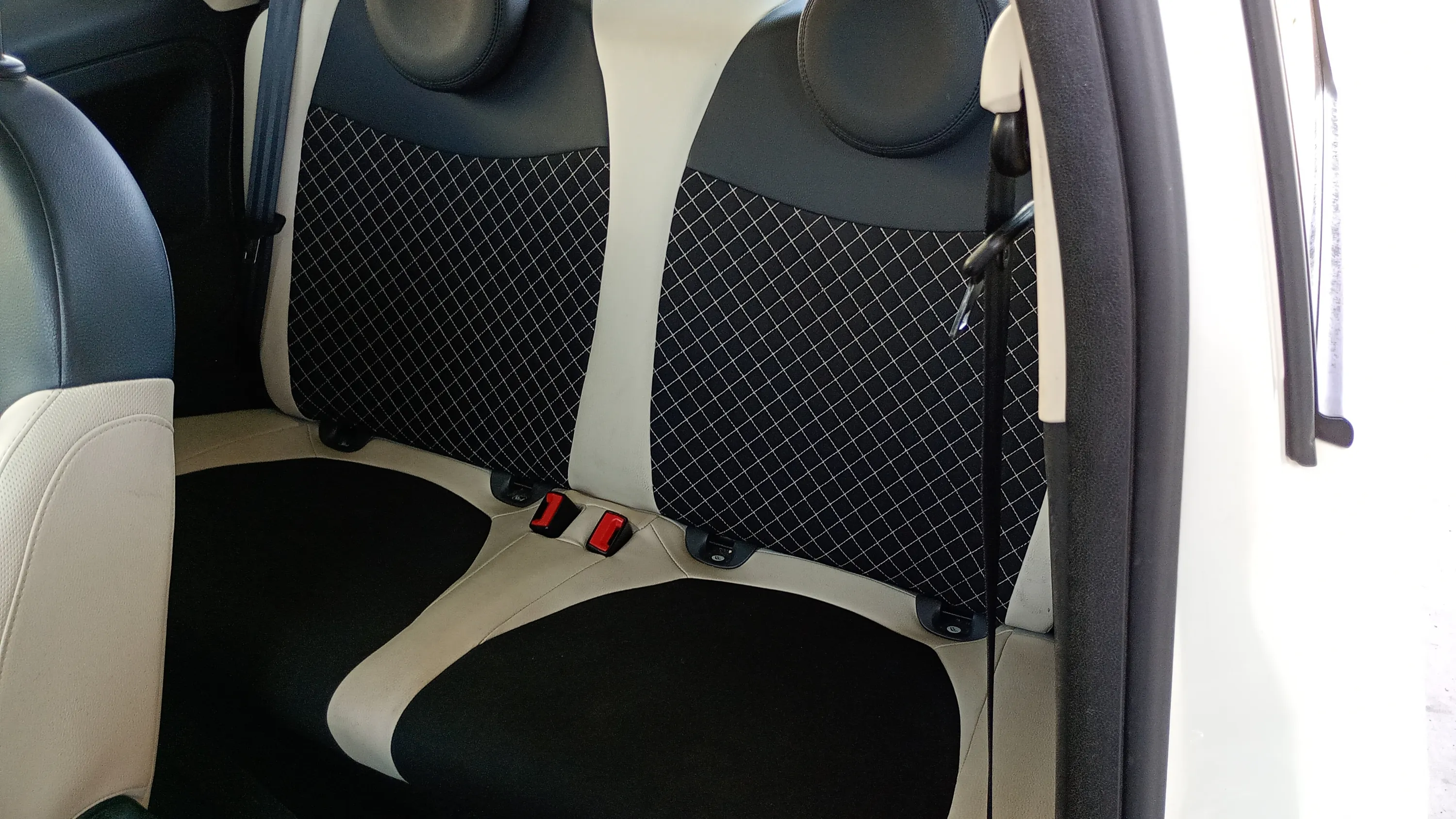 Fiat 500 Dolcevita 1.0 Hybrid - foto 23