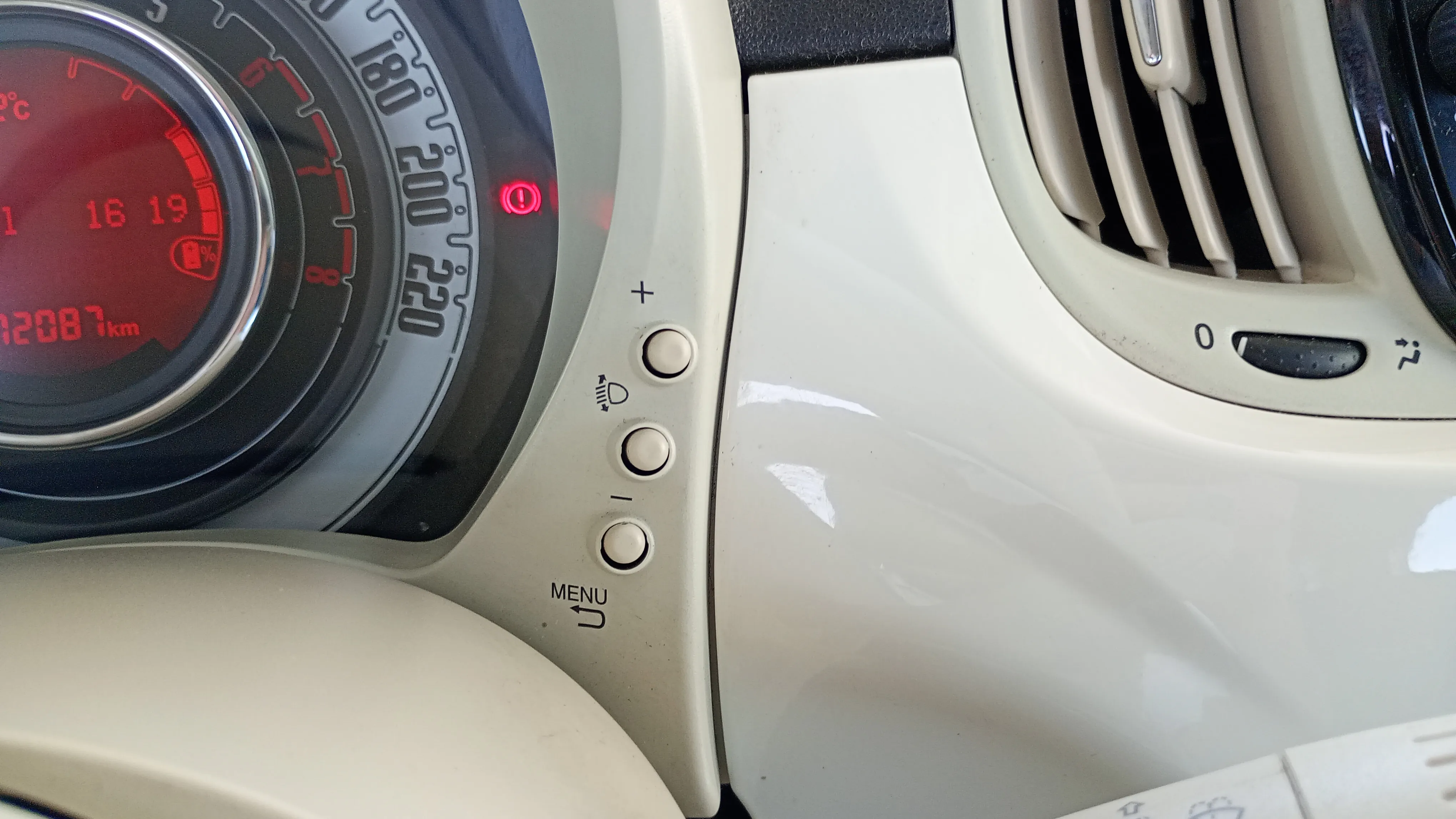Fiat 500 Dolcevita 1.0 Hybrid - foto 16