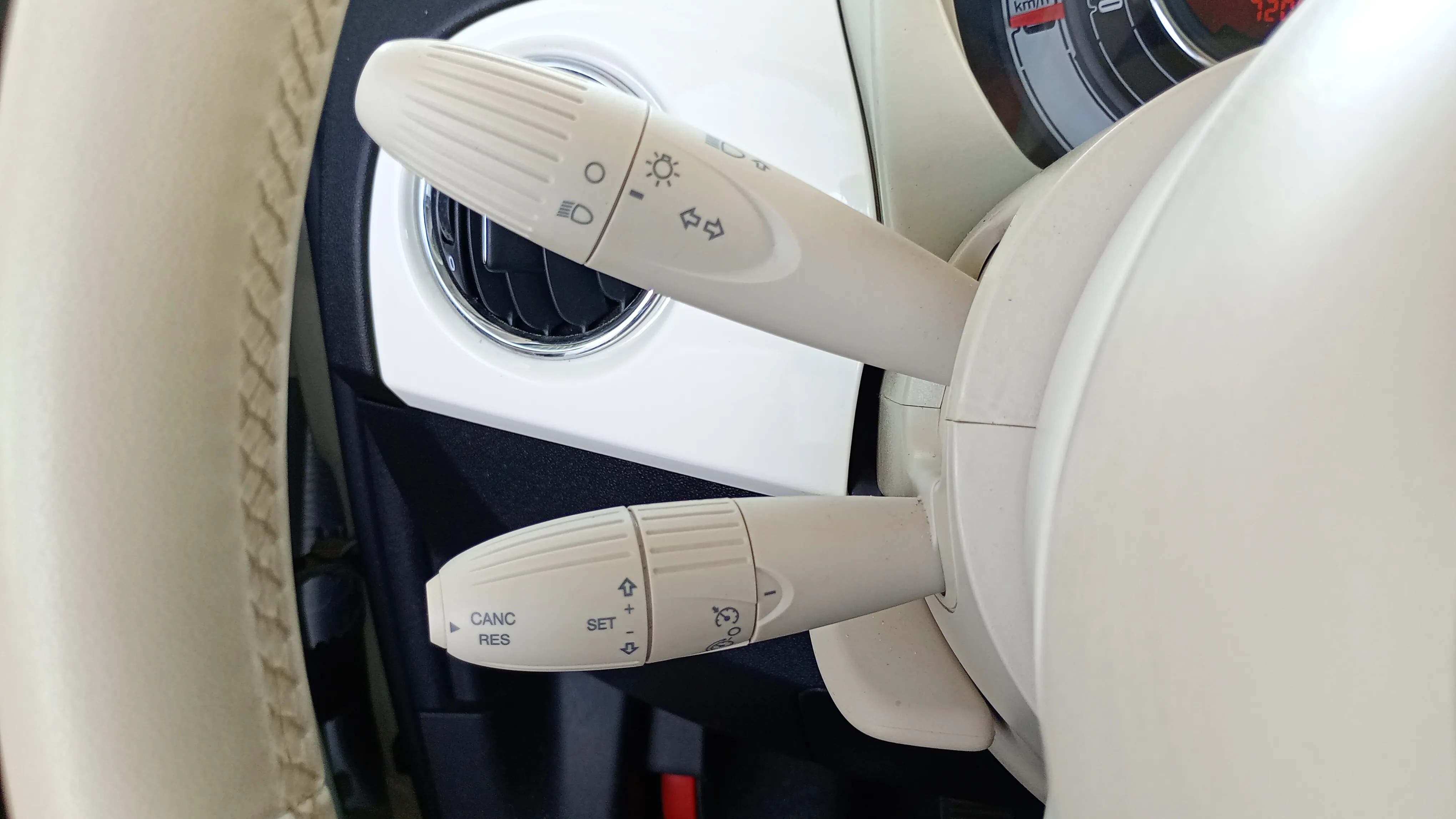 Fiat 500 Dolcevita 1.0 Hybrid - foto 14