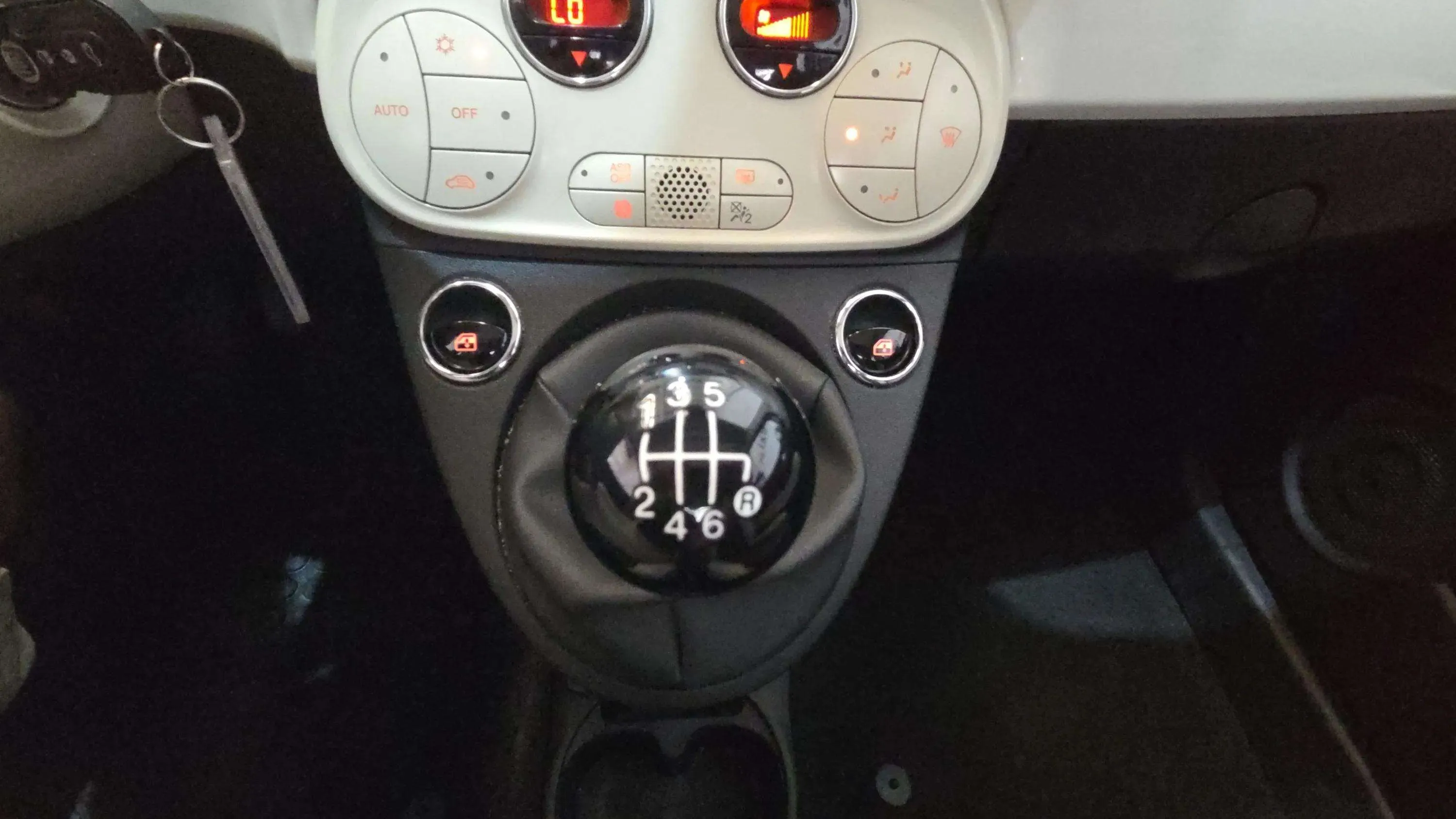Fiat 500 Dolcevita 1.0 Hybrid - foto 8