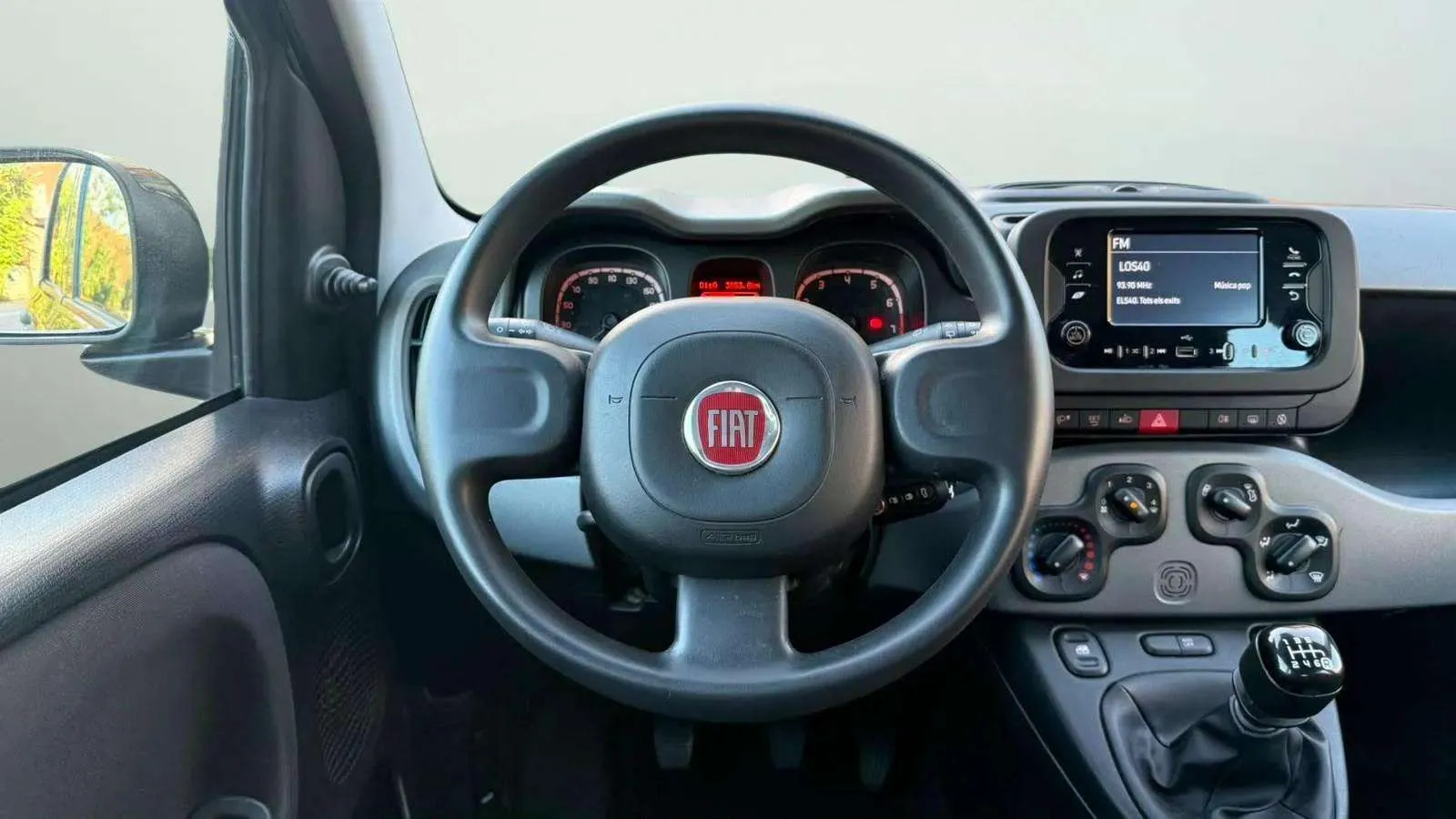 Fiat Panda Hybrid 1.0 - foto 12