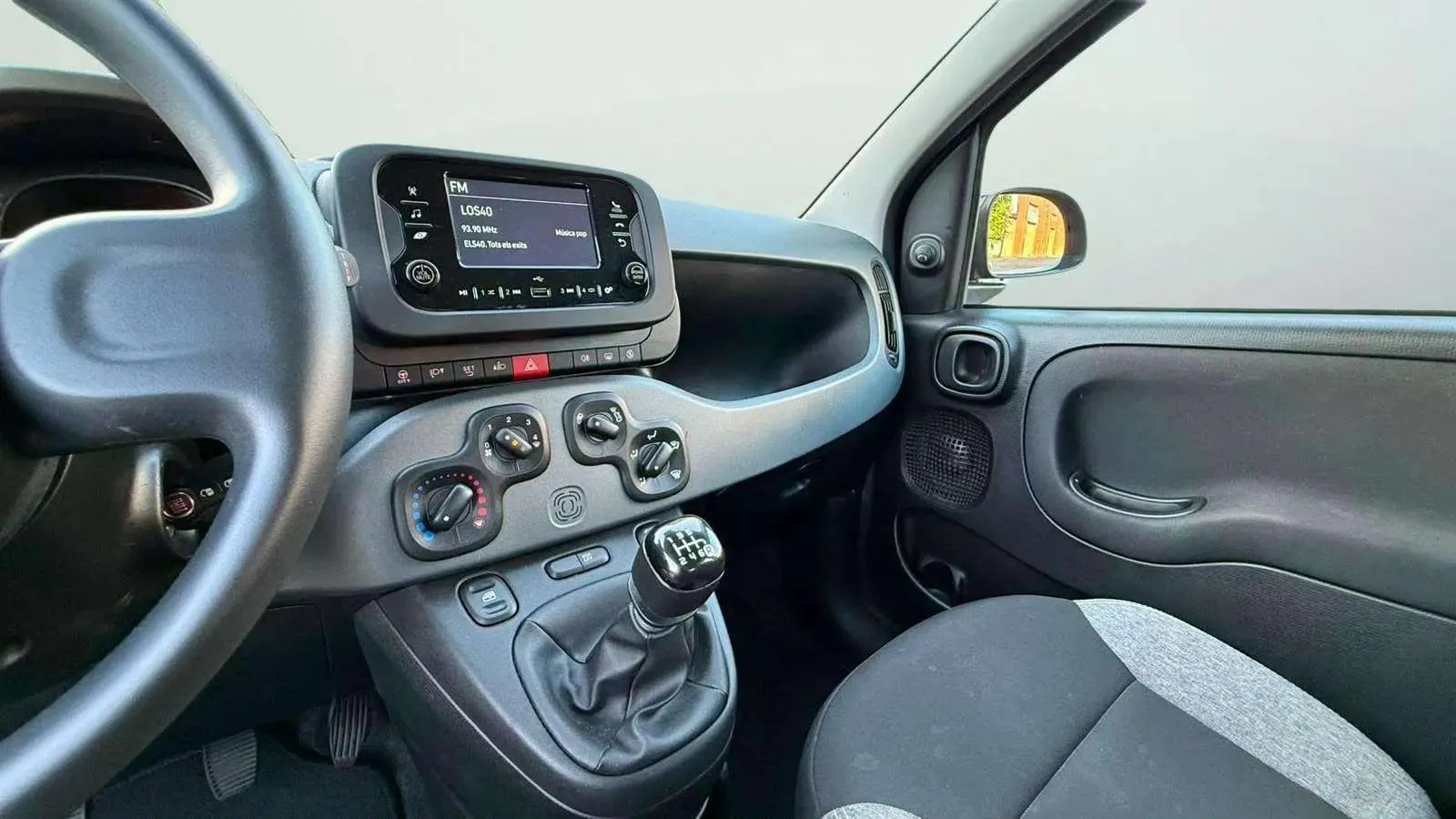 Fiat Panda Hybrid 1.0 - foto 14