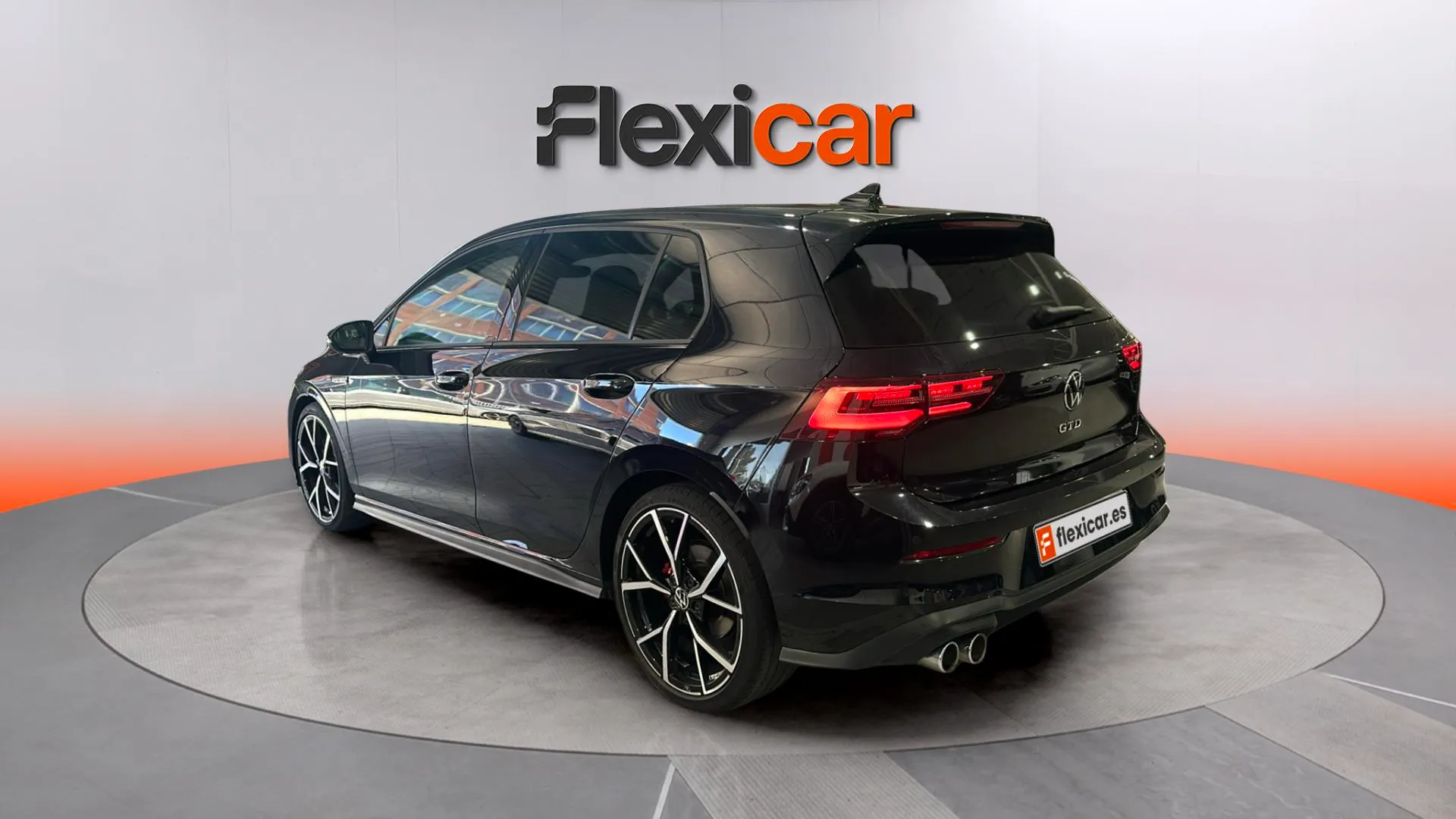 Volkswagen Golf GTD 2.0 TDI DSG - foto 7