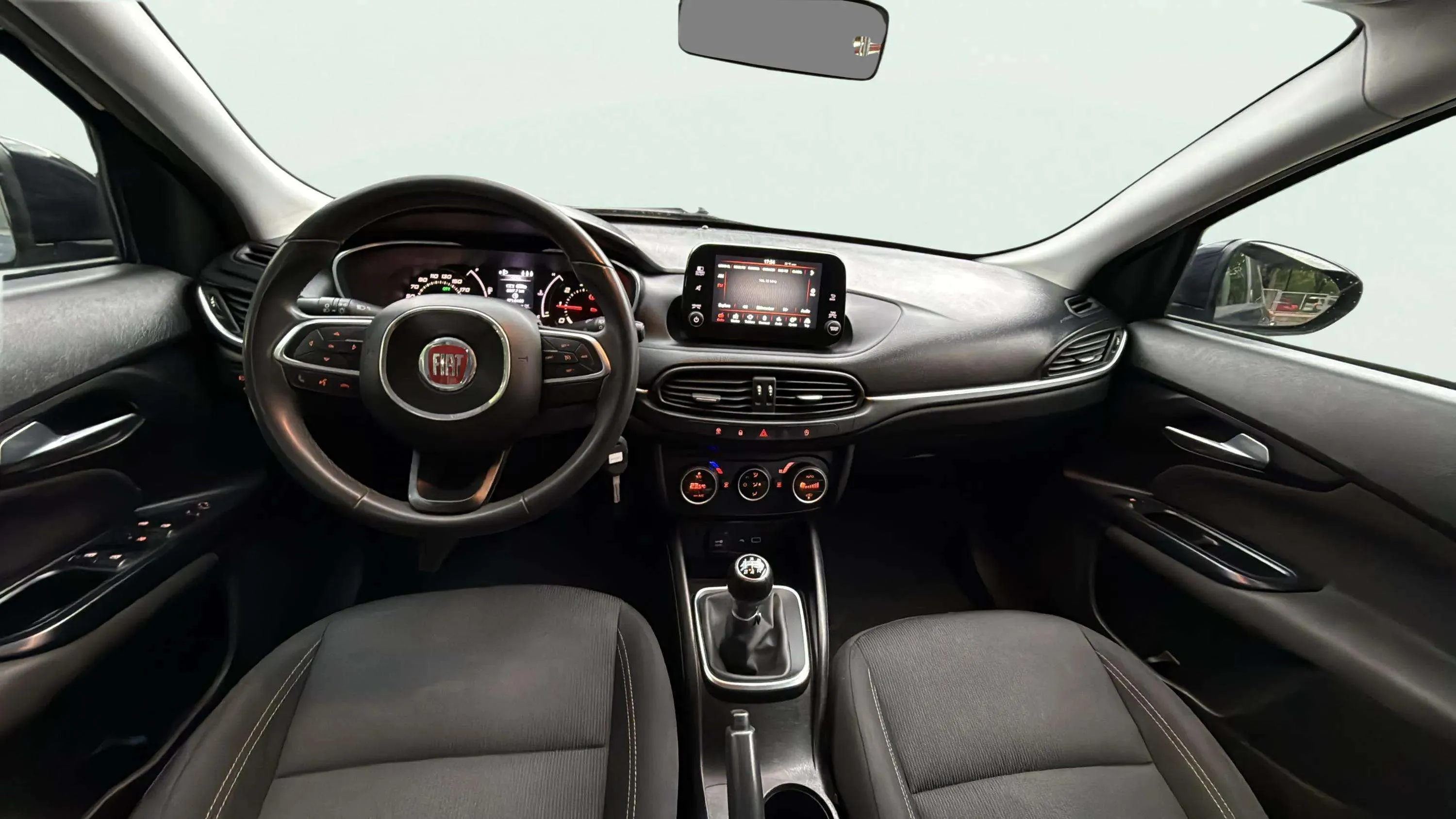 Fiat Tipo 1.3 MultiJet Business - foto 11