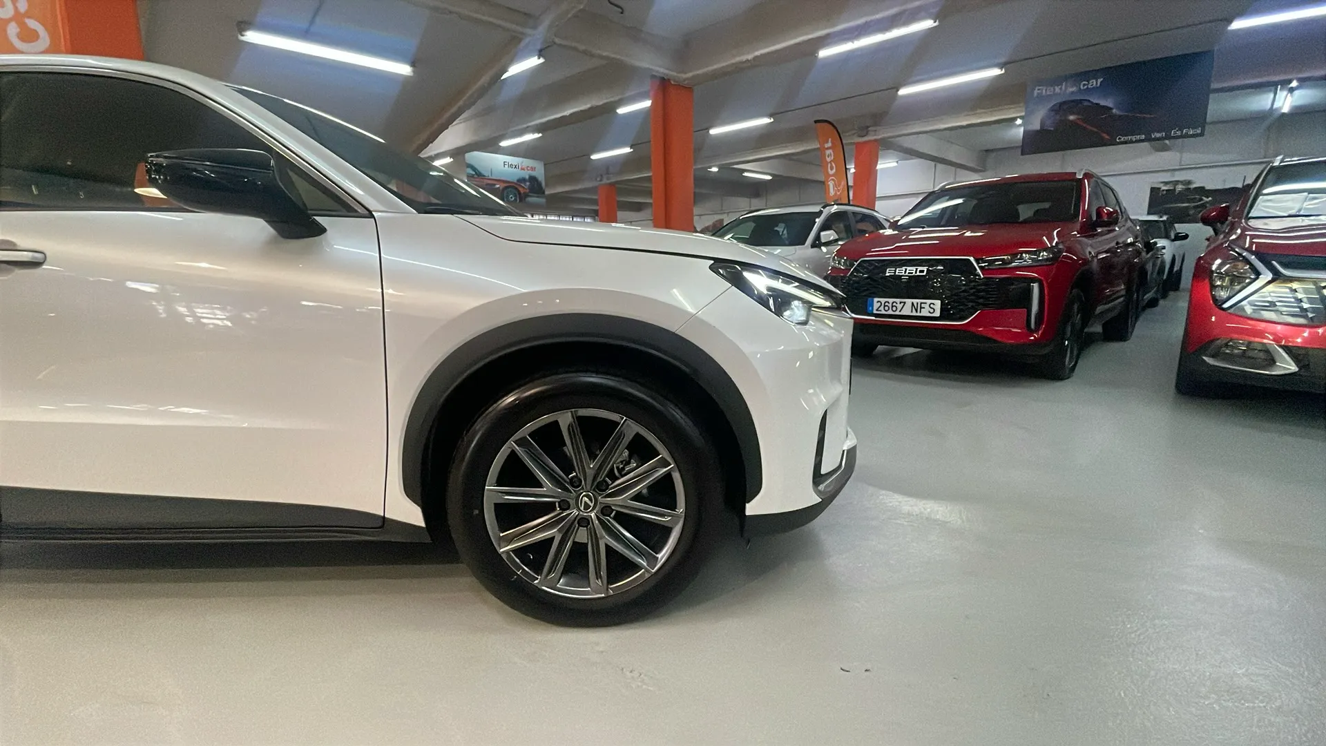 Lexus LBX 1.5 HEV Emotion - foto 16
